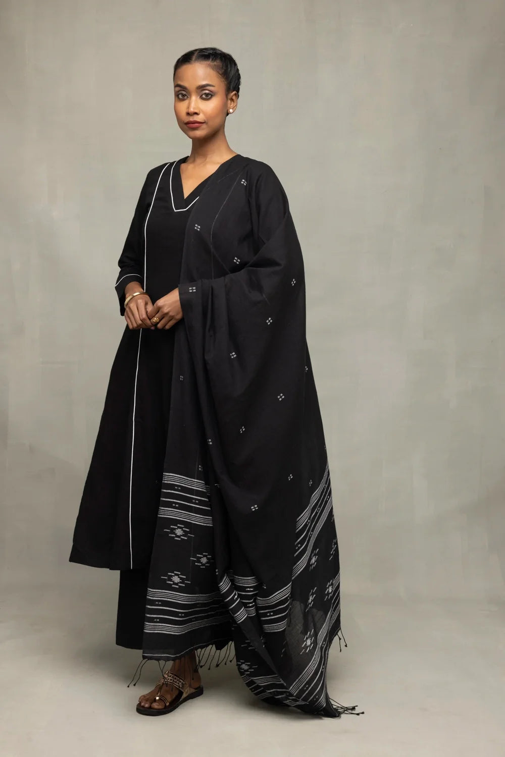 Black Relaxed Kurta Set with White Piping and Jamdani Dupatta