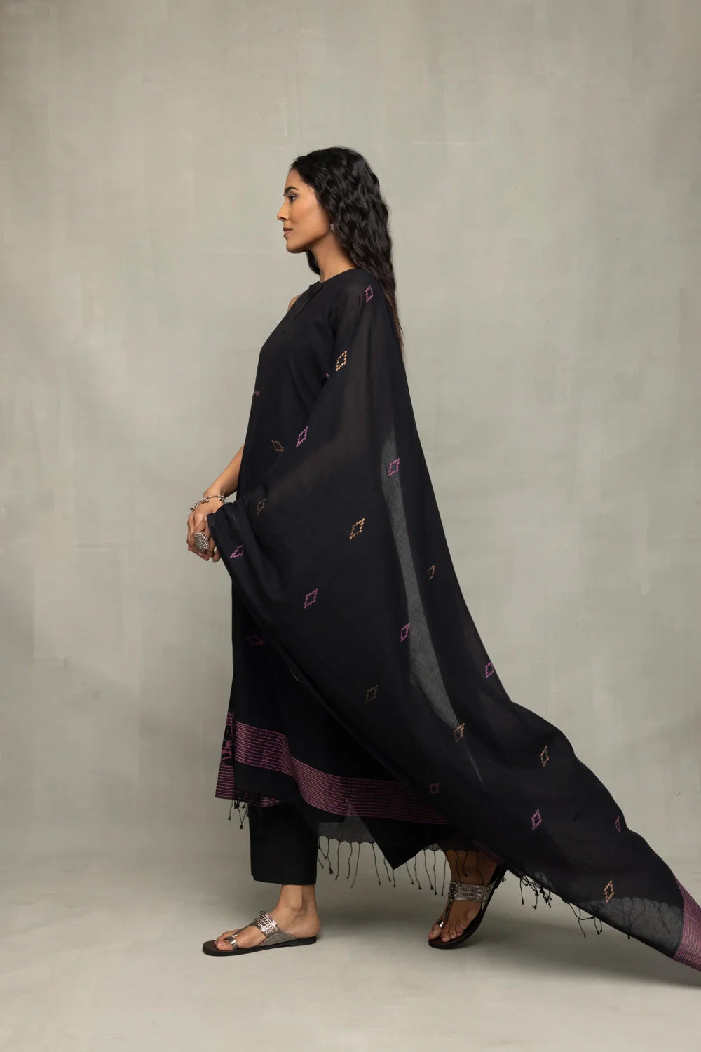 Close Up of Yantra Zari Weave on Black Handloom Jamdani Kurta