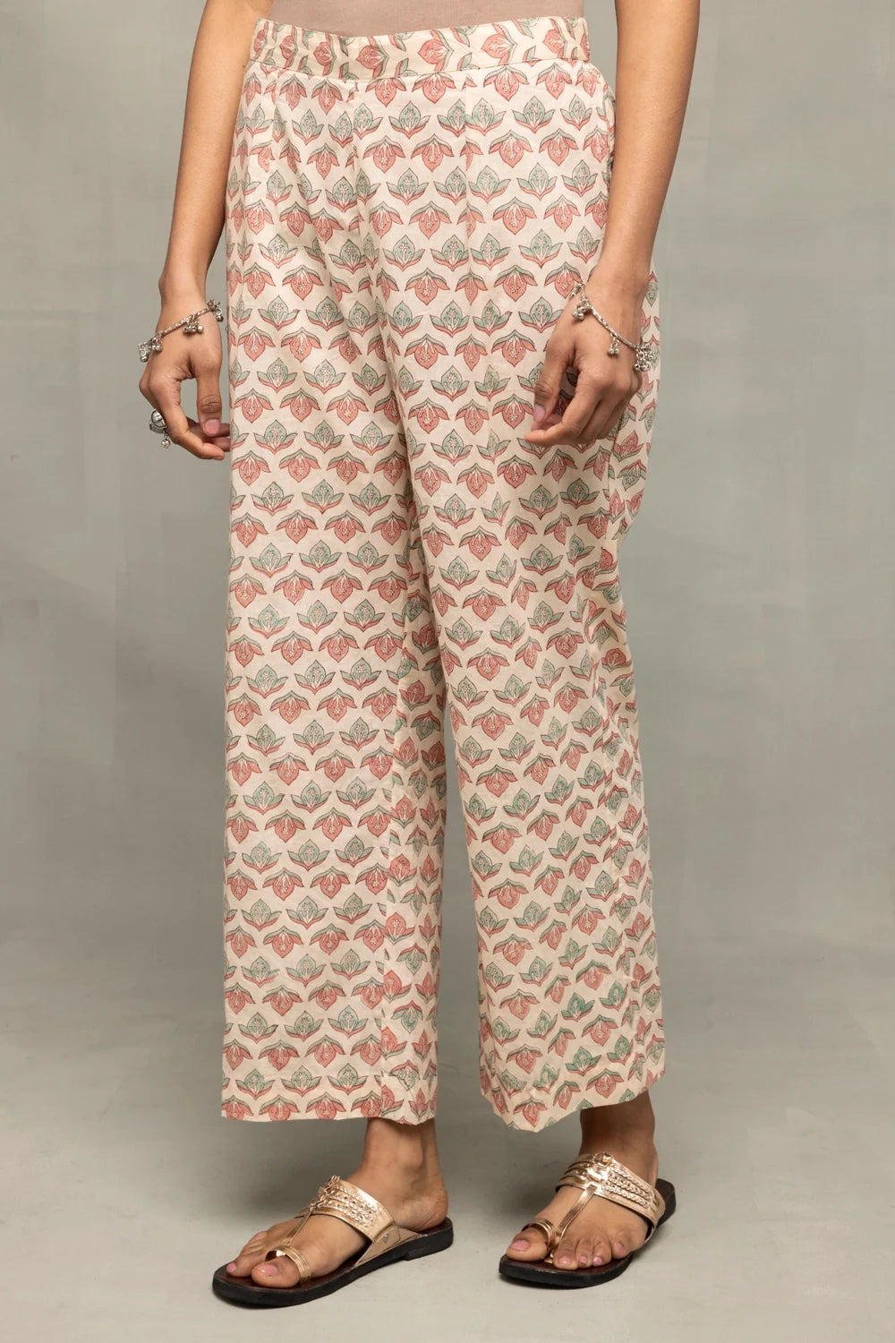 Cream and Pink Hand Block Palm Printed Kurta Set with Dupatta