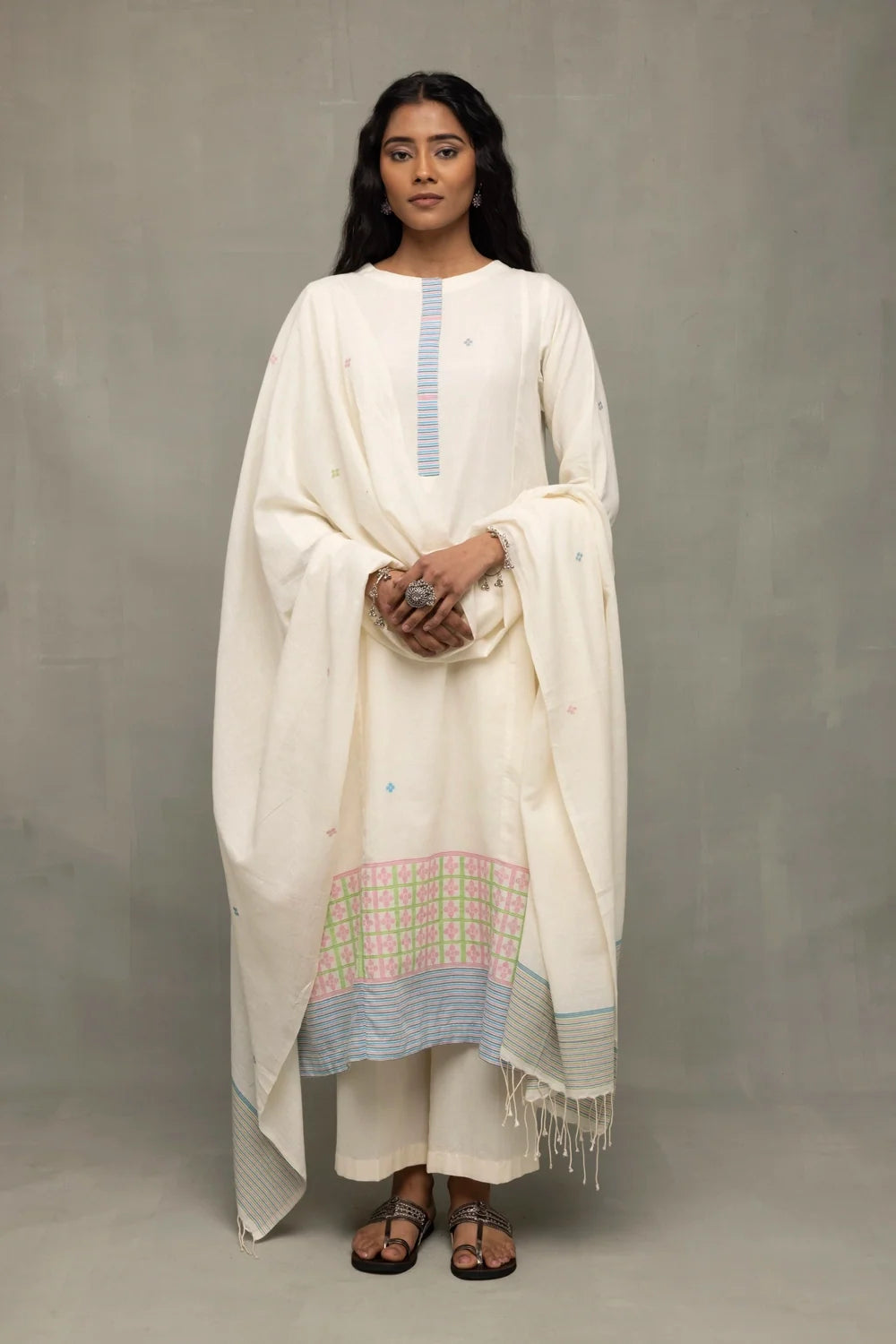 Ivory White Geometric Jamdani Kurta Set With Stripes Dupatta