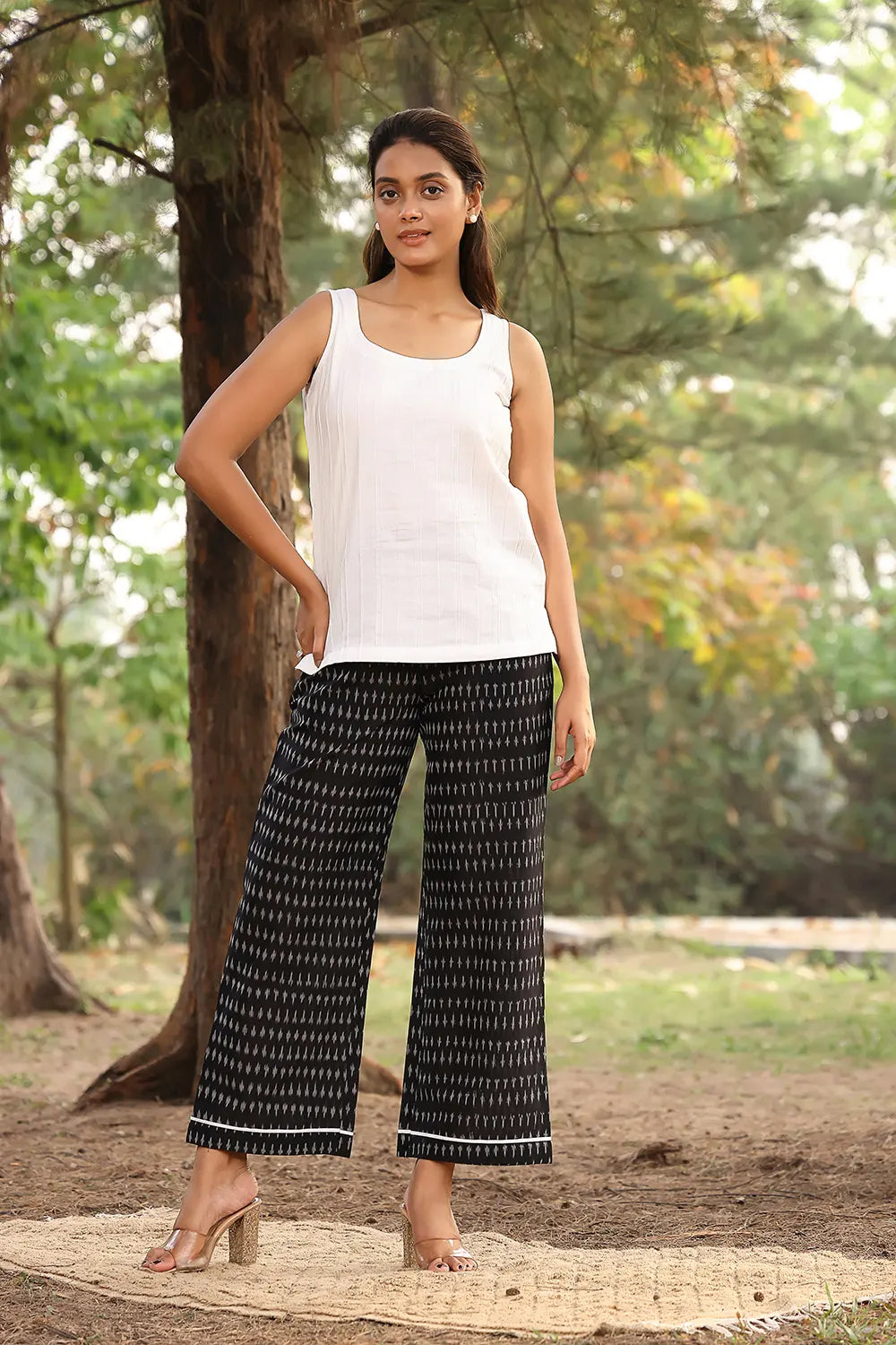 Elegant White and Black Pure Cotton Ikat Co-ord Set for Festive and Ethnic Wear