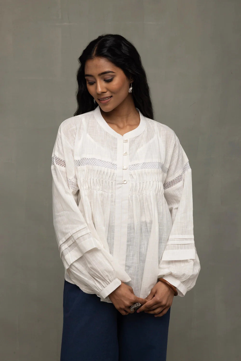 Elegant White Relaxed Fit Top for Casual Summer Wear