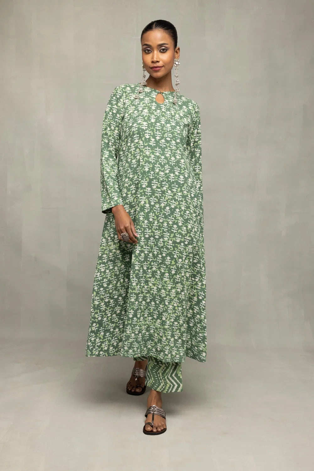 Handcrafted Green Pure Cotton Floral Block Print Kurta Set
