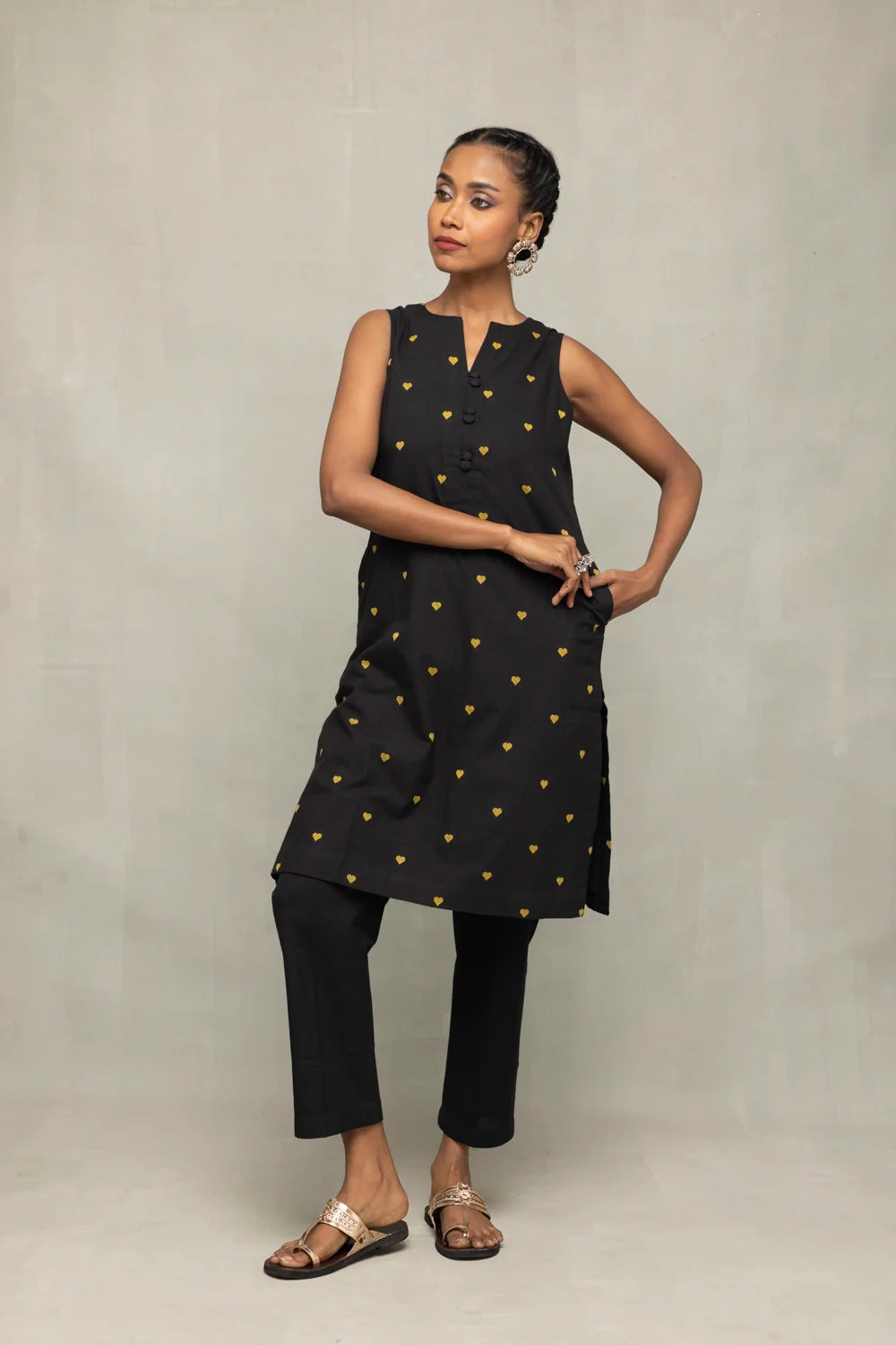 Handwoven Black and Yellow Hearts South Cotton Co-ord Set with Traditional Weave