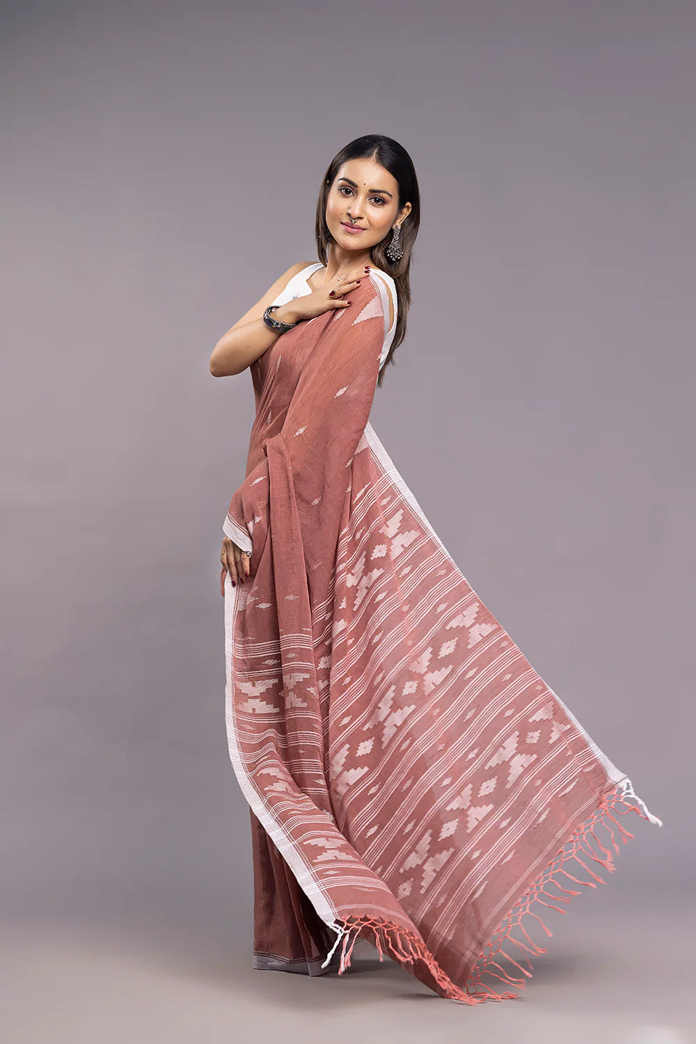 Handwoven Coral Pink Cotton Jamdani Saree with Traditional Motifs