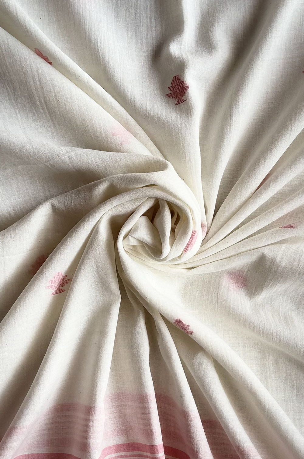 Handwoven Ivory Kopal Jamdani Dupatta with Traditional Motifs