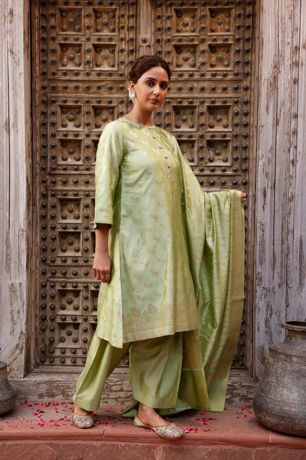Handwoven Pista Green Pure Silk Banarasi Kurta Set with Dupatta for Wedding Wear
