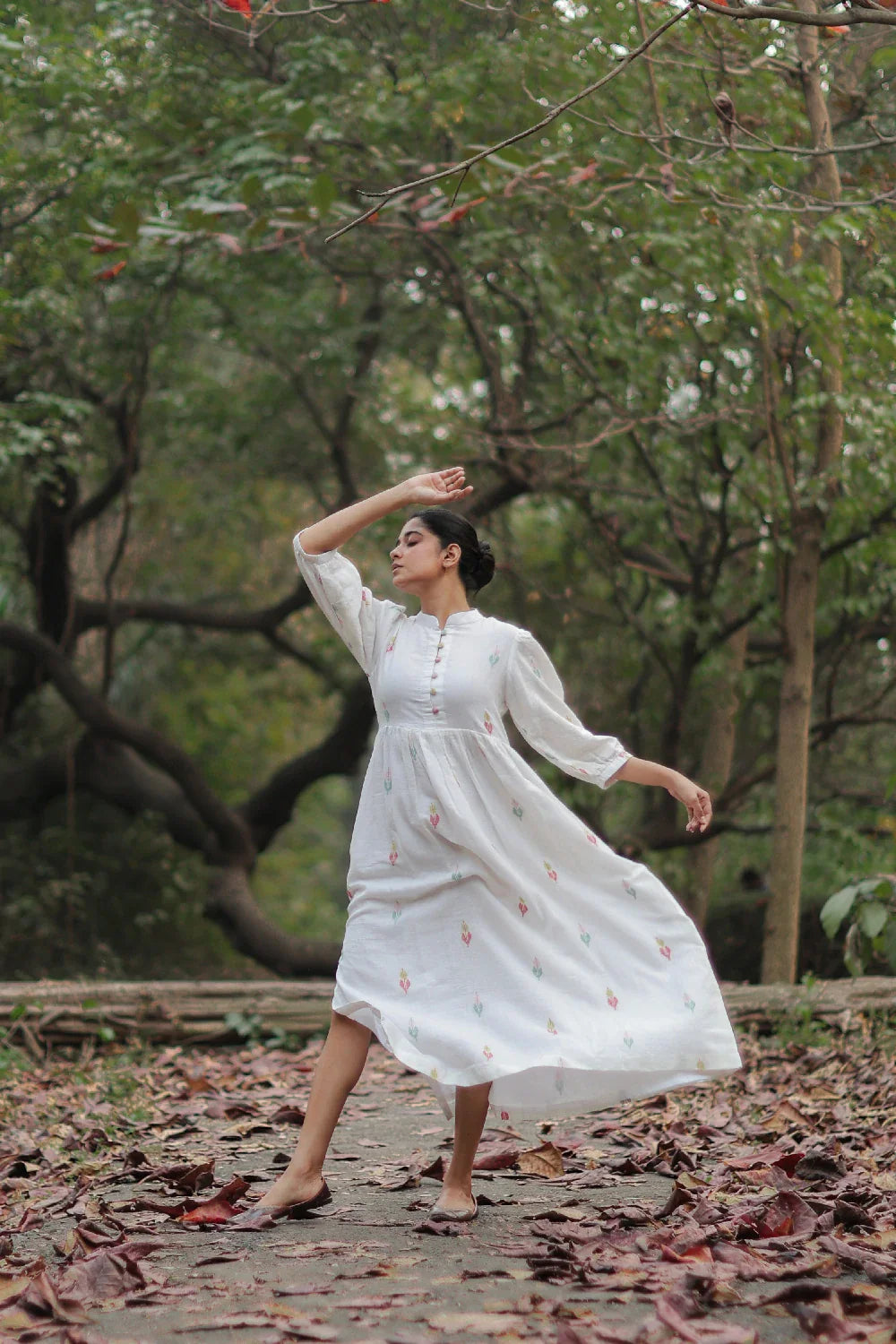 Handwoven Whimsy White Cotton Jamdani Dress with Traditional Motifs