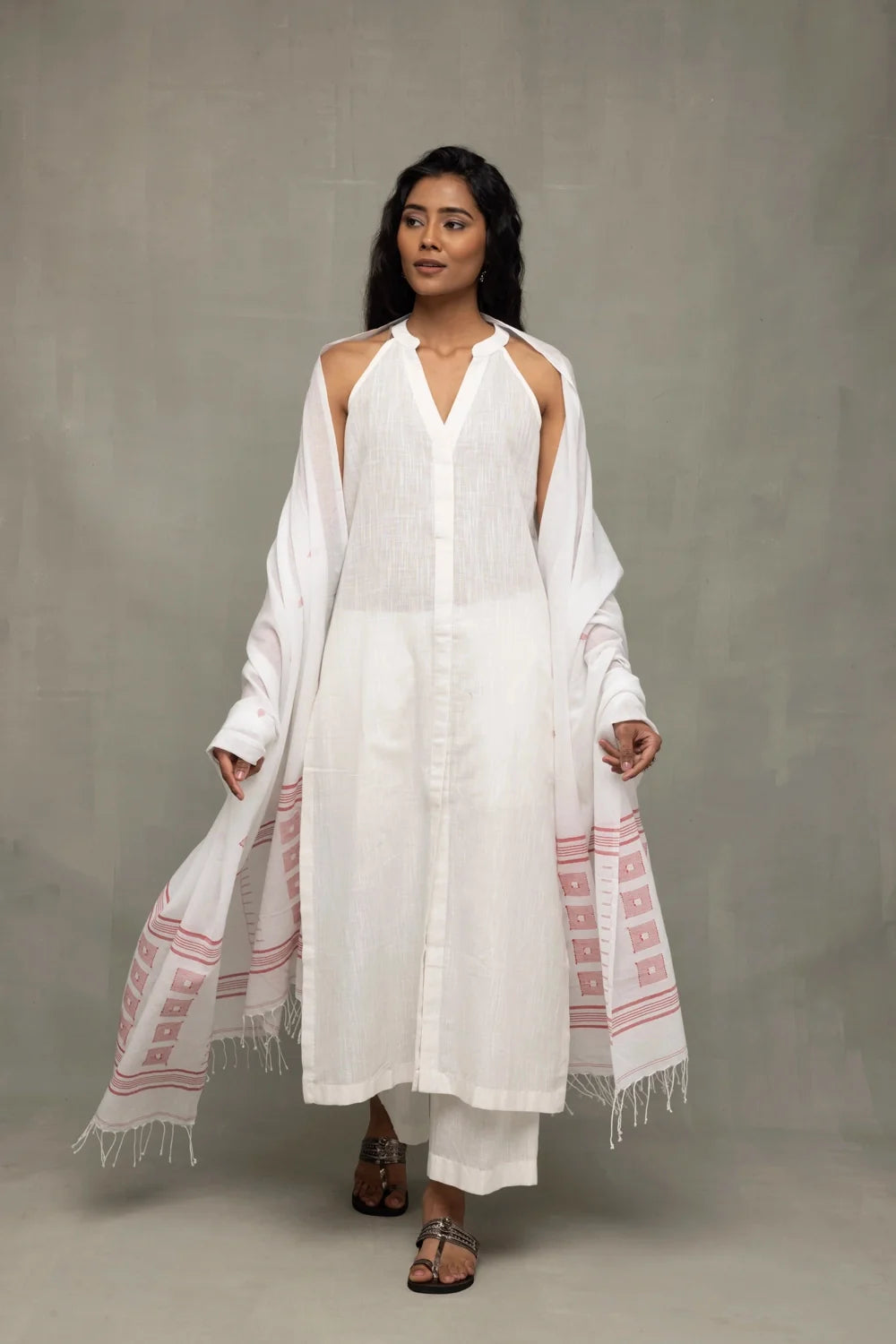 Handwoven White Slub Cotton Kurta Set with Traditional Jamdani Dupatta