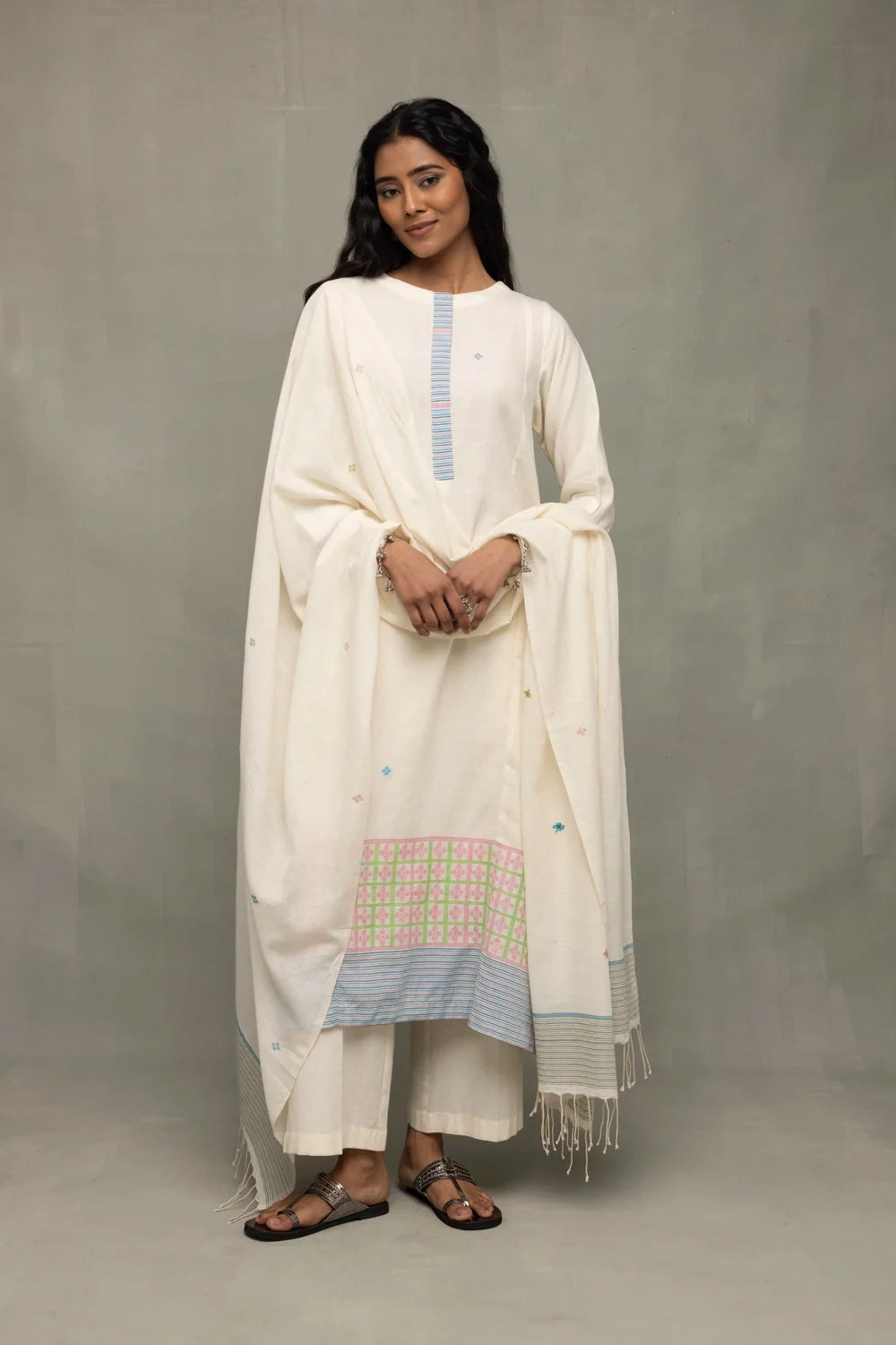 Ivory White Geometric Jamdani Kurta Set With Stripes Dupatta