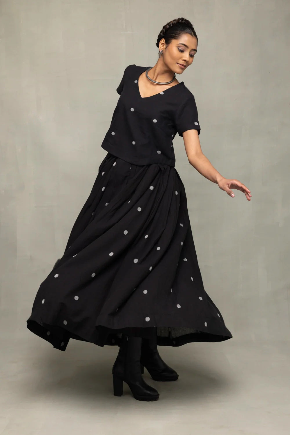 Lightweight Breathable Black Polka Dot Jamdani Skord for Summer Wear