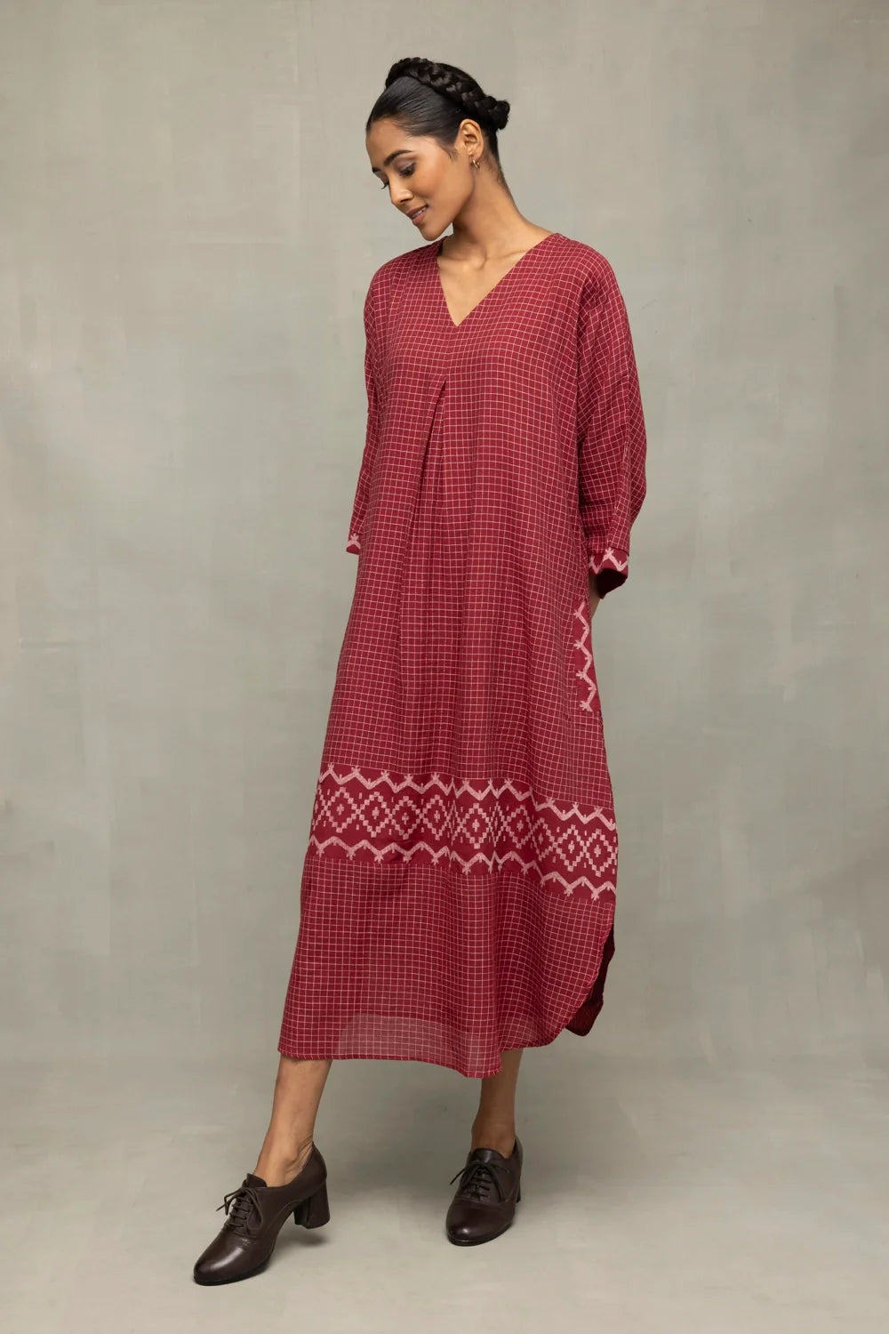 Lightweight Breathable Crimson Checkered Jamdani Kaftan Dress for Resort Wear