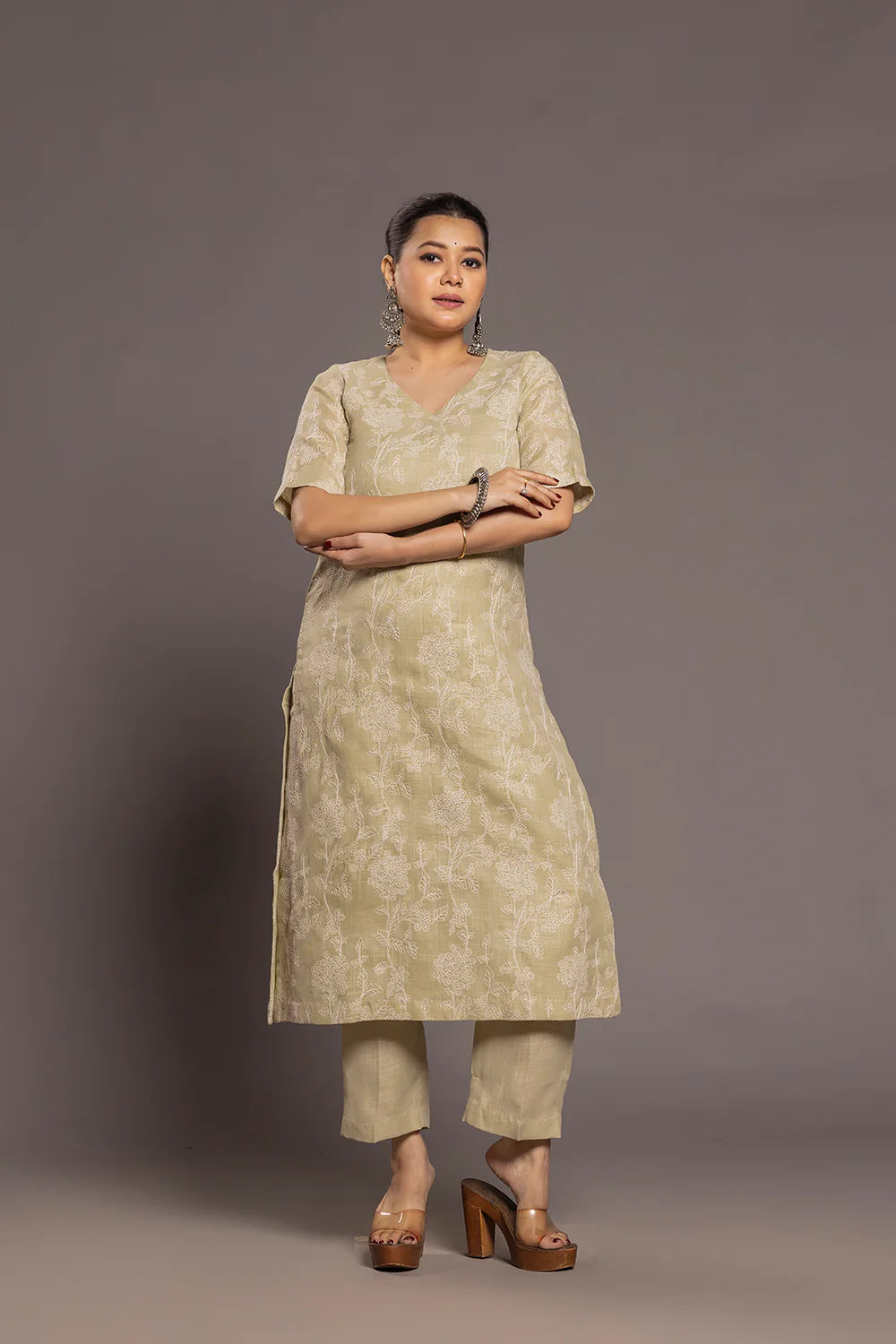 Lightweight Breathable Green Linen Embroidered Kurta Set with Dupatta