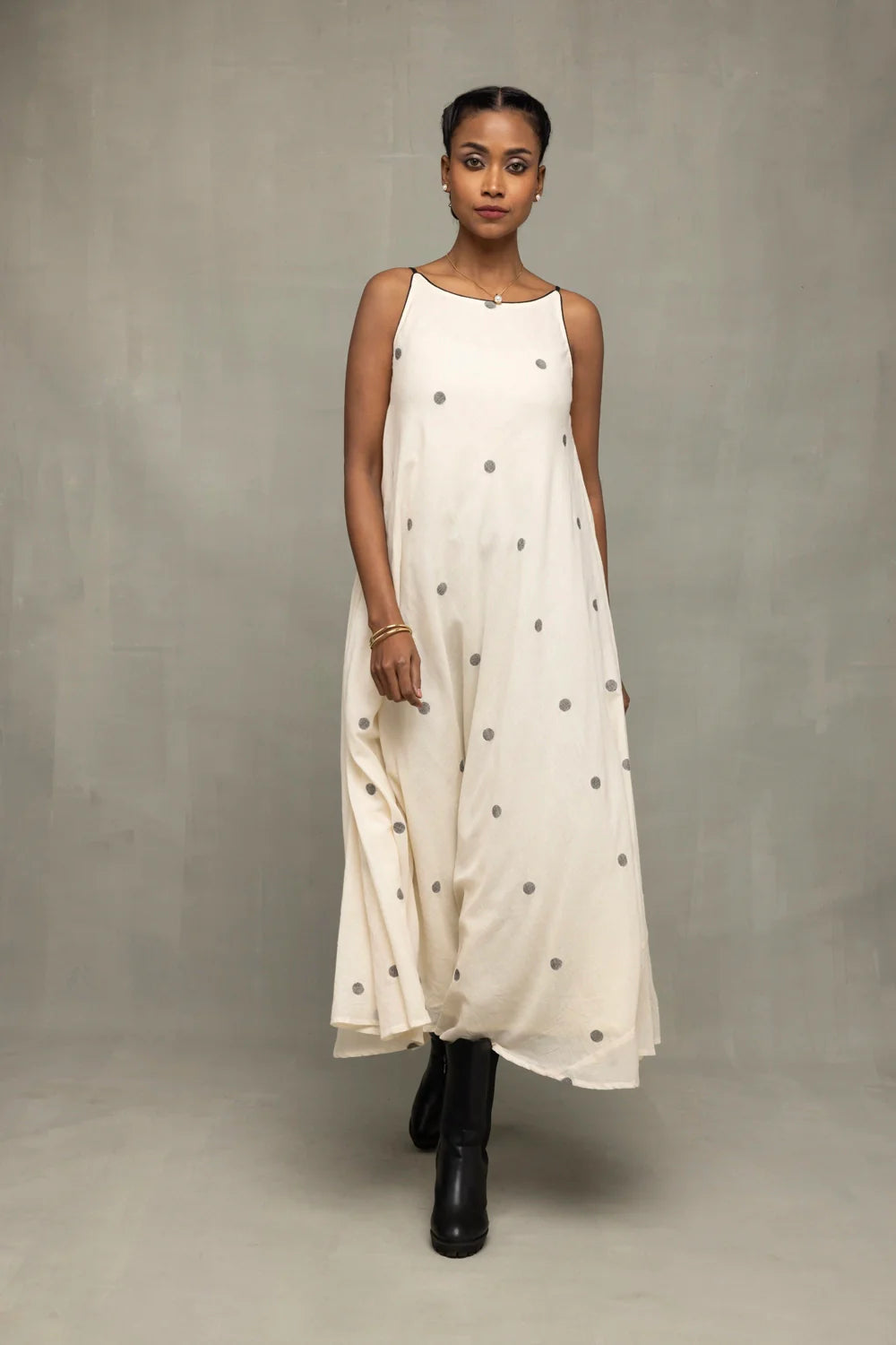 Lightweight Breathable Pearl White Trapeze Jamdani Dress for Everyday Wear