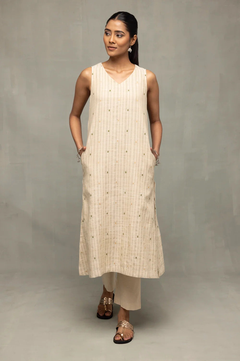 Lightweight Breathable Sage Green South Cotton Zari Kurta Set for Everyday Wear