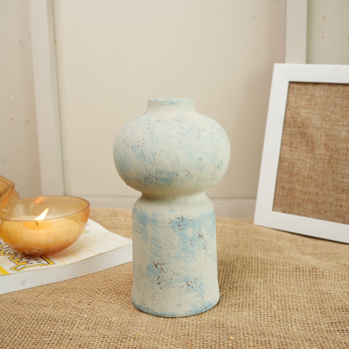 Coastal Bloom Blue & White Porcelain Vase with Dried Flowers | Home Décor - https://artecasa.in/