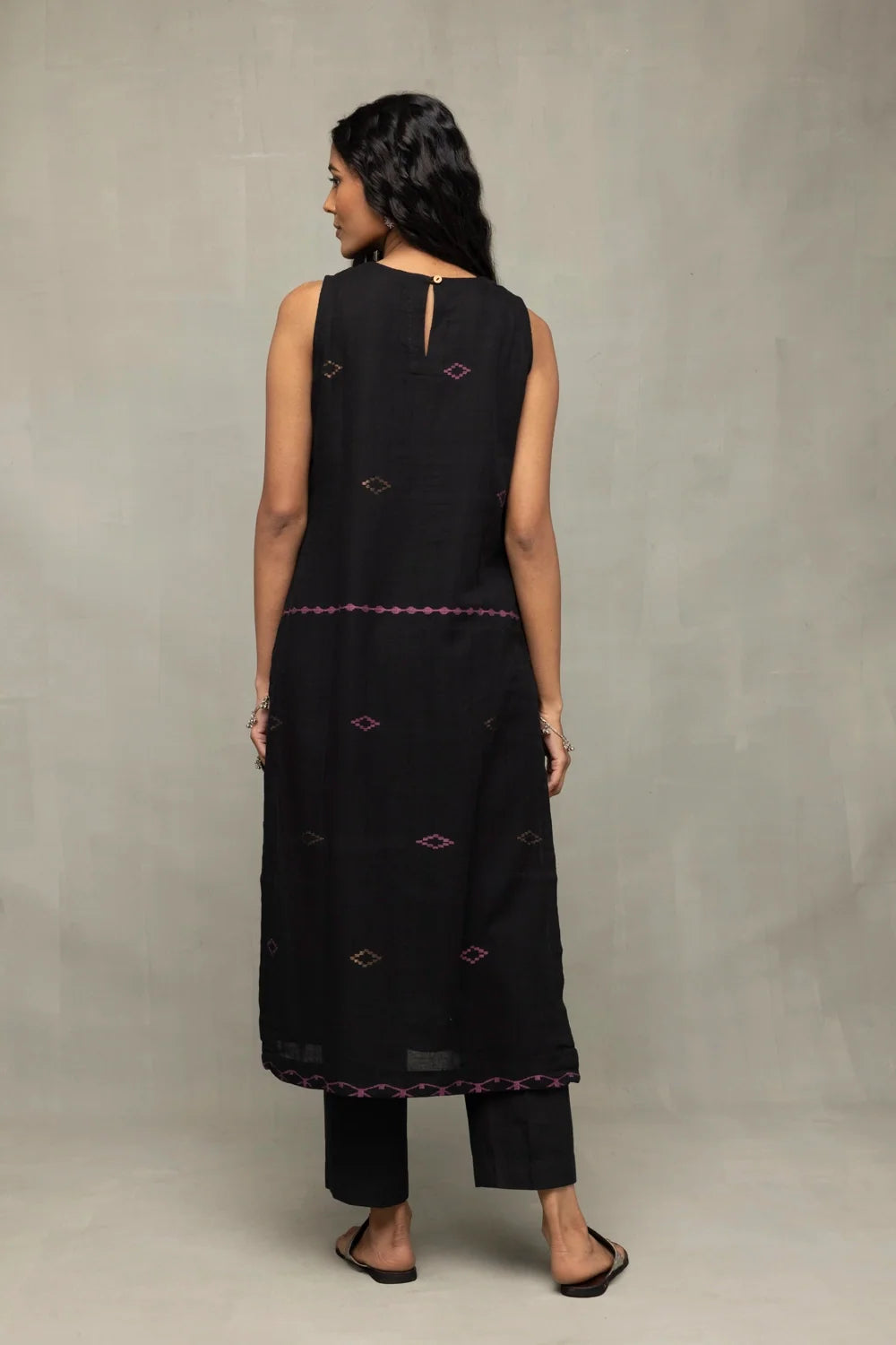 Handloom Black Pure Cotton Yantra Zari Jamdani Kurta Set WIth Dupatta