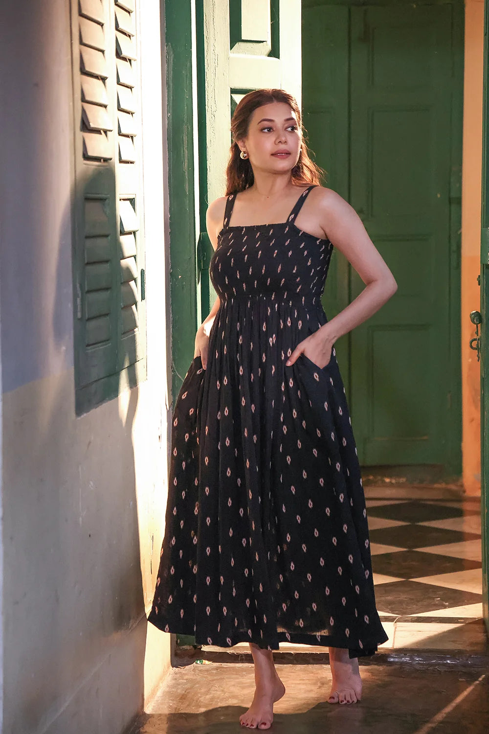 Versatile Black Cotton Maxi Dress for Casual and Weekend Wear