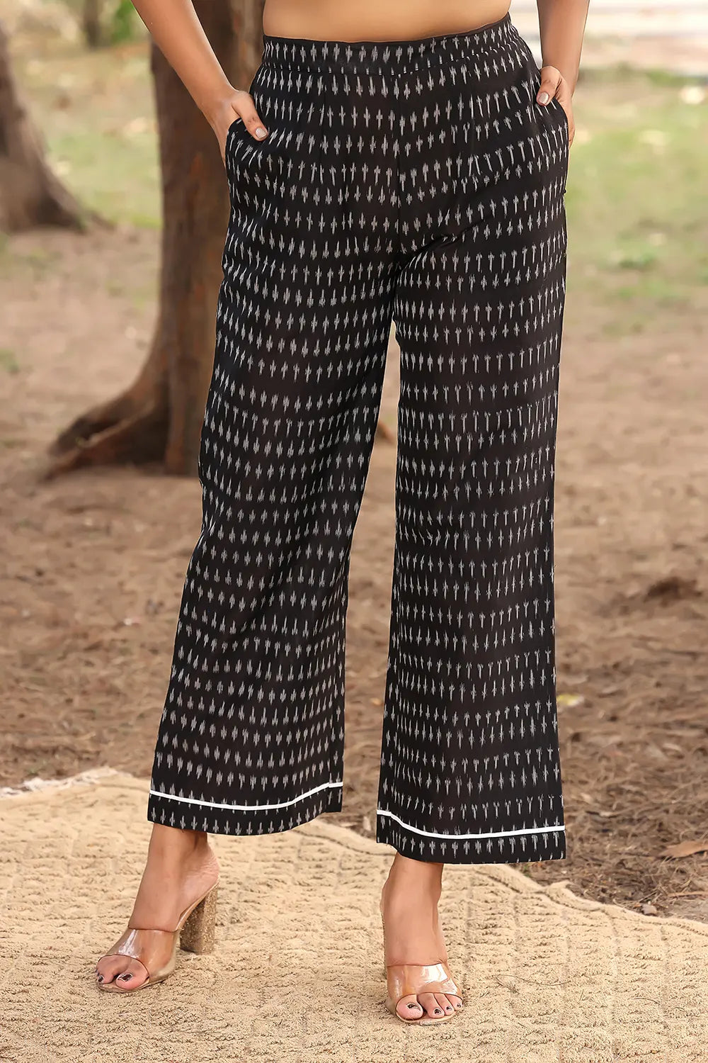 Versatile White and Black Ikat Co-ord Set for Casual and Weekend Wear