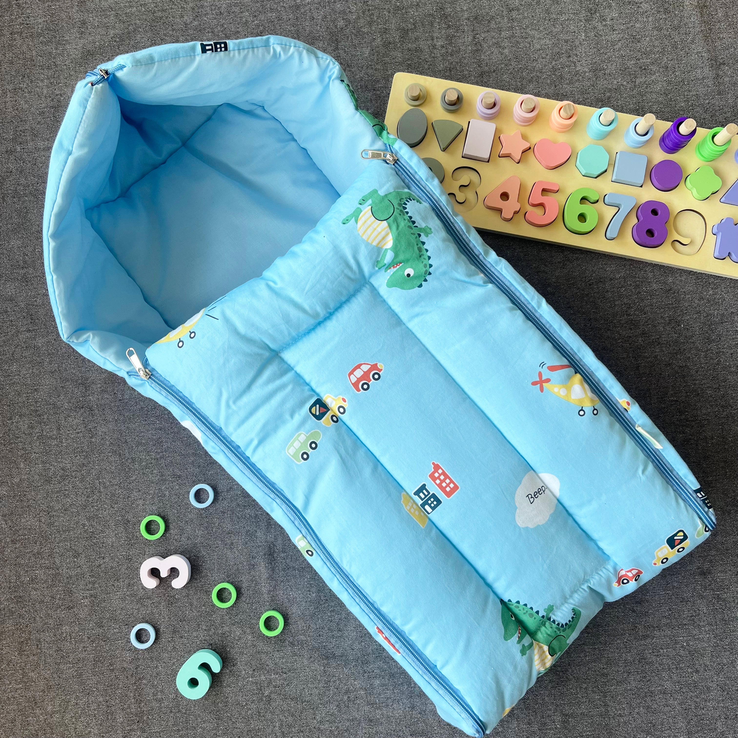 Dinosaur on the run - Carry Nest - Blue - Oranges and Lemons