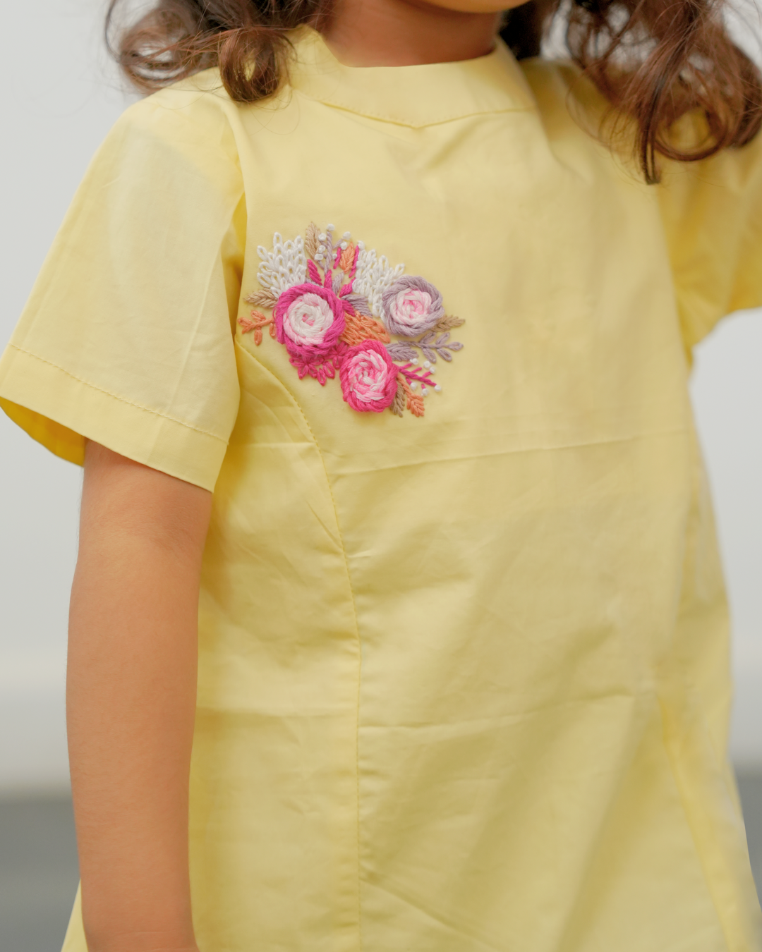 Lia Hand-Embroidered Dress – hand-embroidered 100% cotton – RASRA MAI
