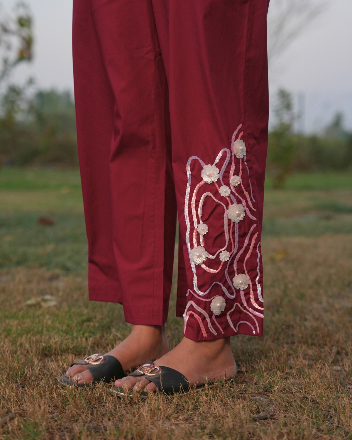 Aashi Hand-Embroidered Pant – hand-embroidered 100% cotton – RASRA MAI