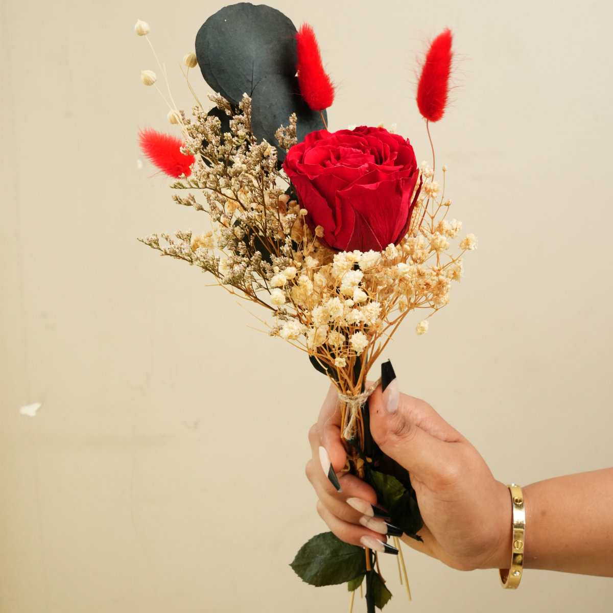 Decorative preserved rose bouquet home décor