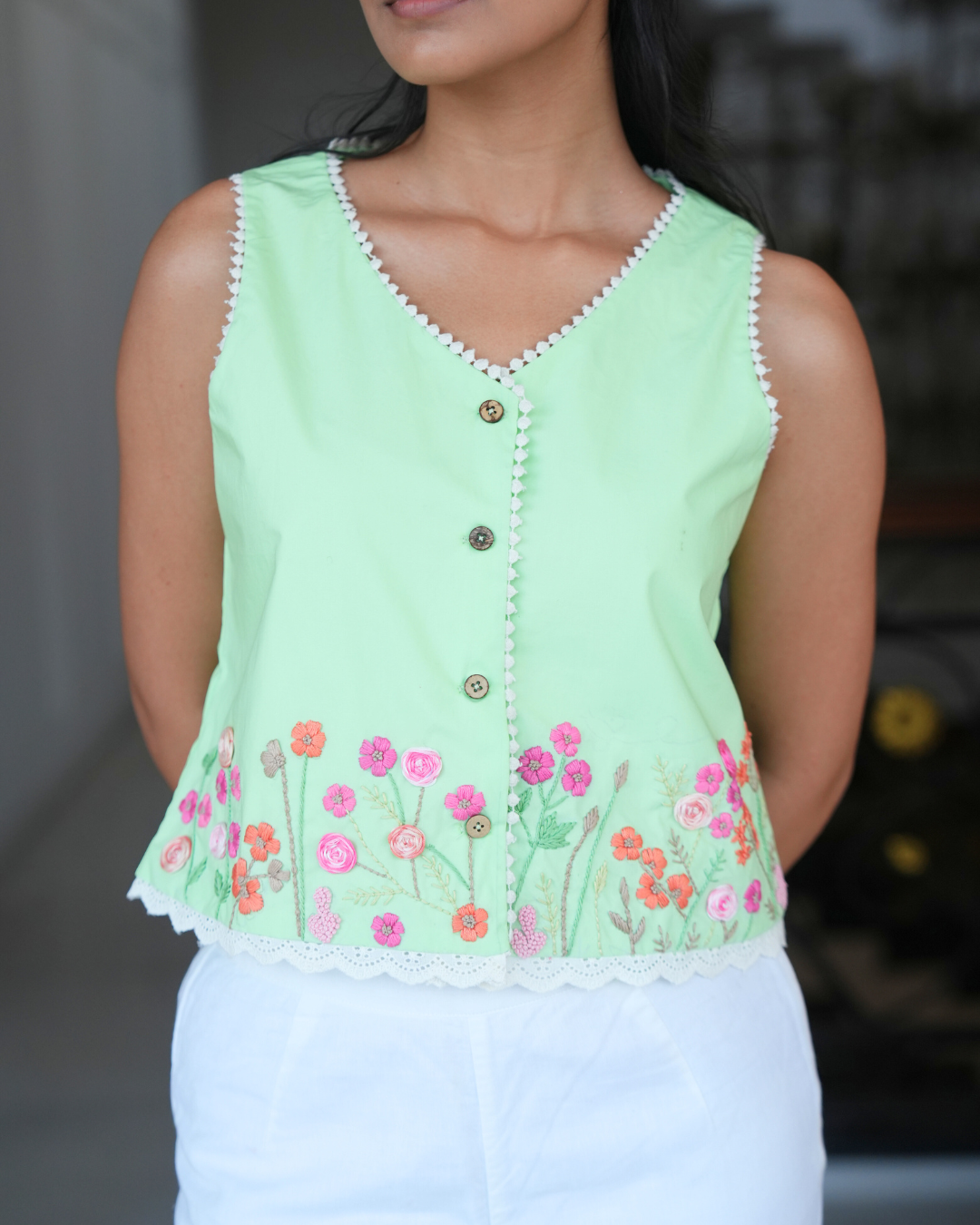 Priyaa Hand-Embroidered Top – hand-embroidered 100% cotton – RASRA MAI