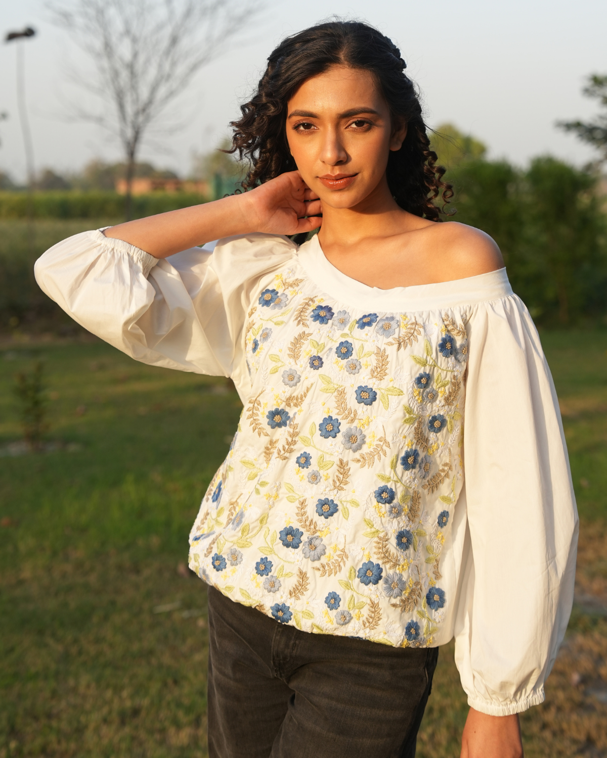 Kkavyyaa Hand-Embroidered Top – hand-embroidered 100% cotton – RASRA MAI