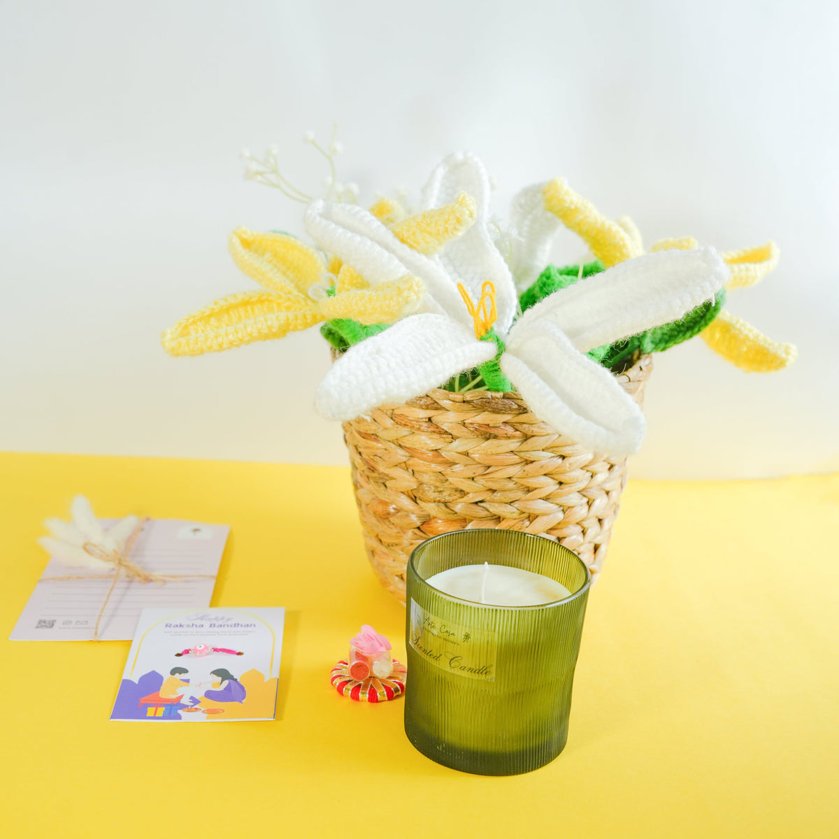 Blossoms of Love Candle Basket - https://artecasa.in/