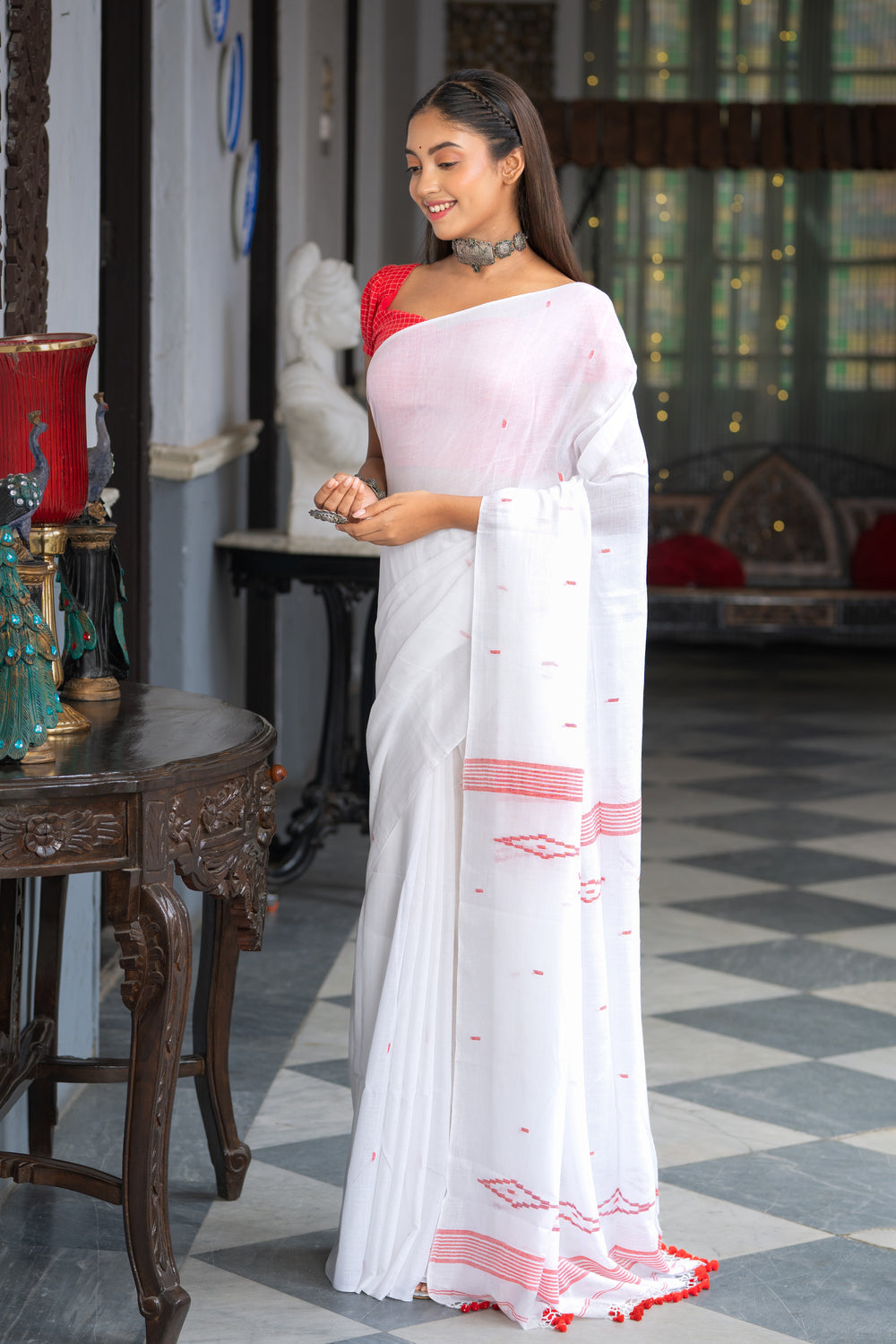 Handloom Red & White Mul Cotton Saree-Sutra Art of Clothing