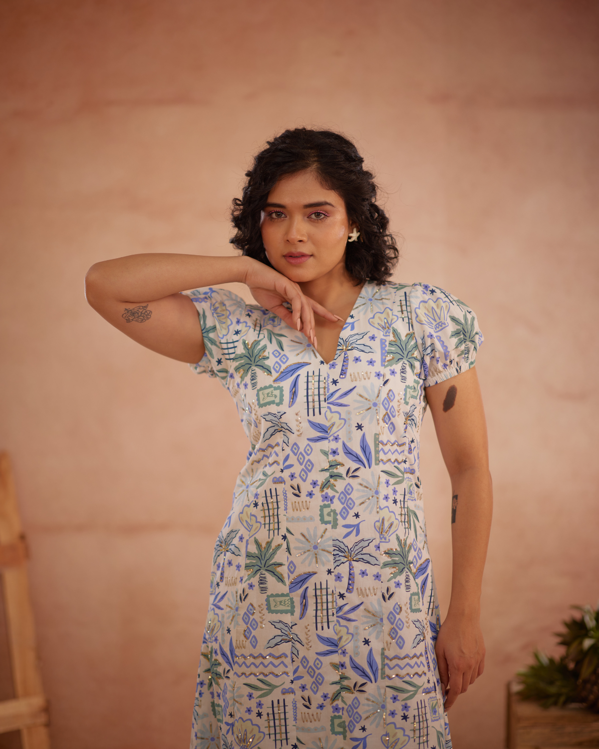 Siya Hand-Embroidered Ocean Maxi Dress – hand-embroidered 100% cotton – RASRA MAI