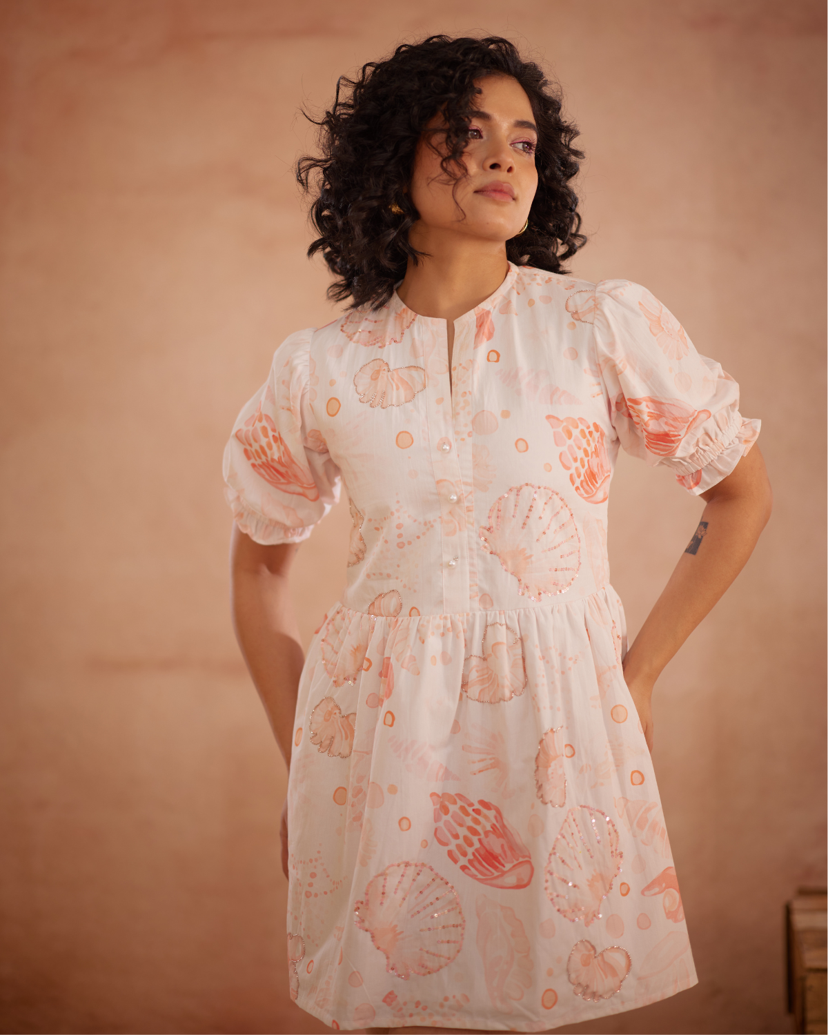 Anyaa Hand-Embroidered Shell Short Dress – hand-embroidered 100% cotton – RASRA MAI