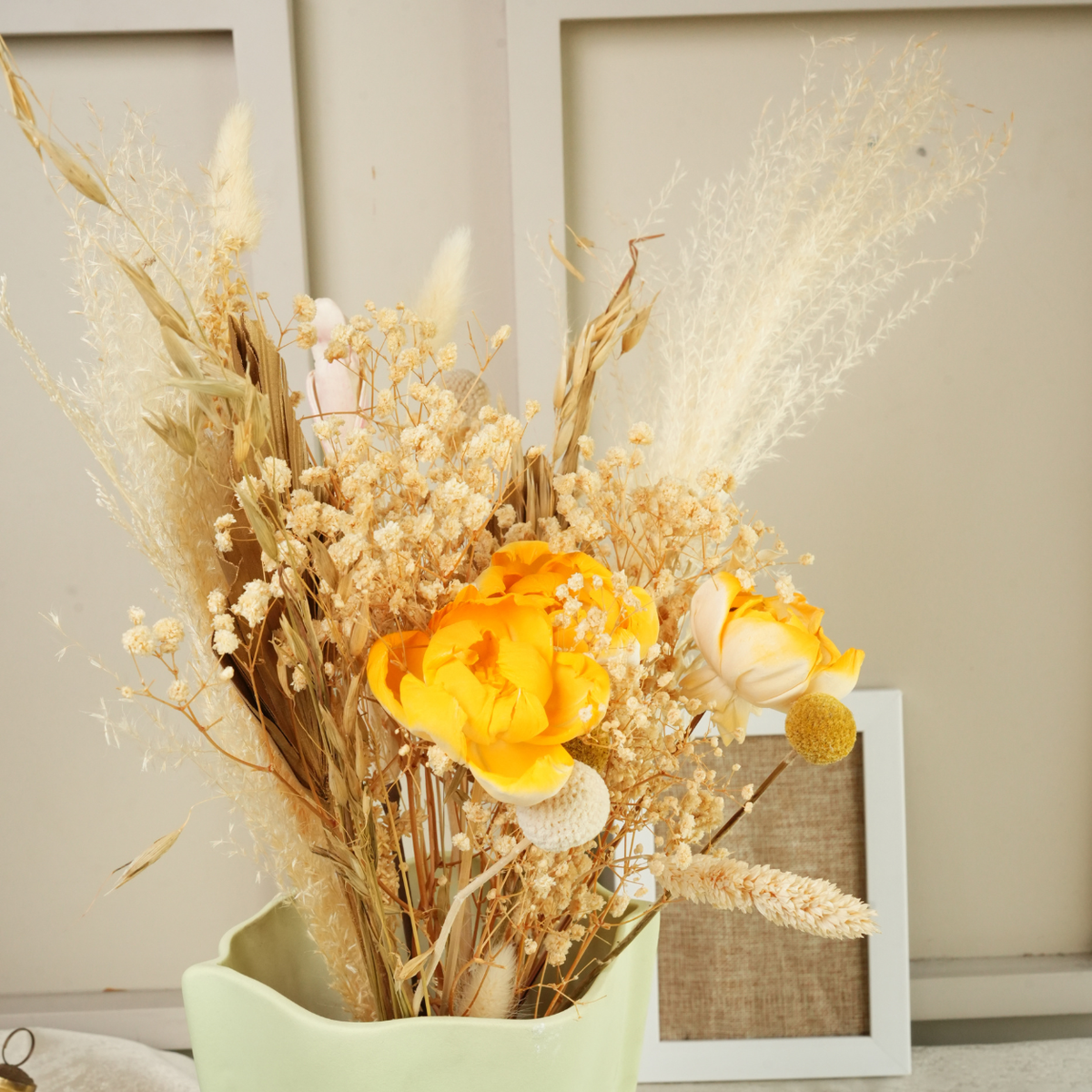 Matcha Muse Sculpted Vase with Dried Flowers | Modern Decorative Vase - https://artecasa.in/