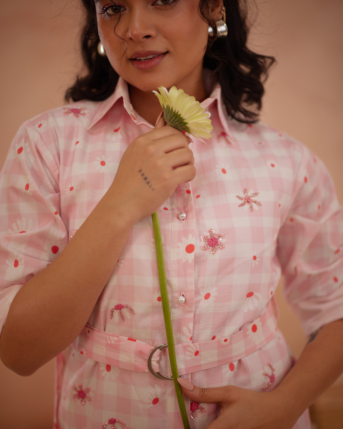 Ishiikaa Hand-Embroidered Floral Shirt Dress – hand-embroidered 100% cotton – RASRA MAI