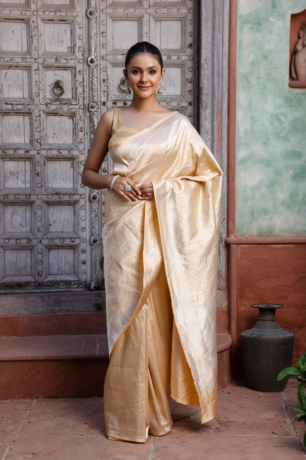 Handloom Vanilla Cream Pure Silk Banarasi Saree-Sutra Art of Clothing