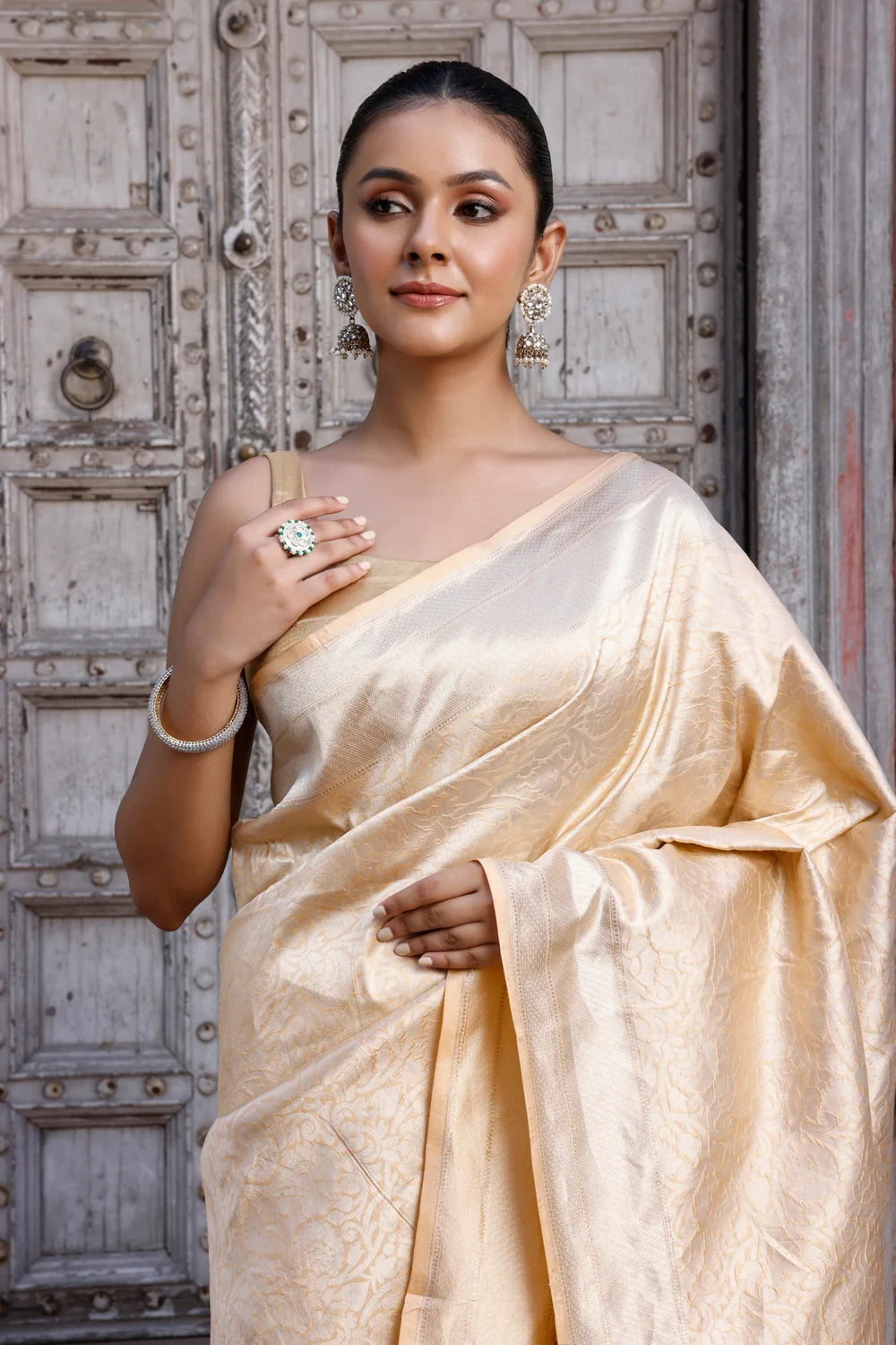 Handloom Vanilla Cream Pure Silk Banarasi Saree-Sutra Art of Clothing