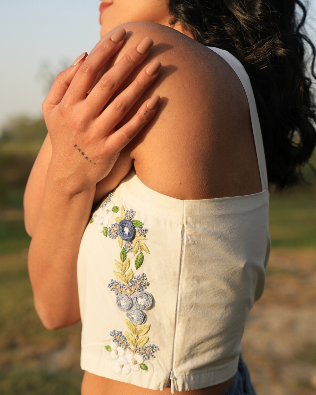 Pavaanii Hand-Embroidered Crop Top – hand-embroidered 100% cotton – RASRA MAI