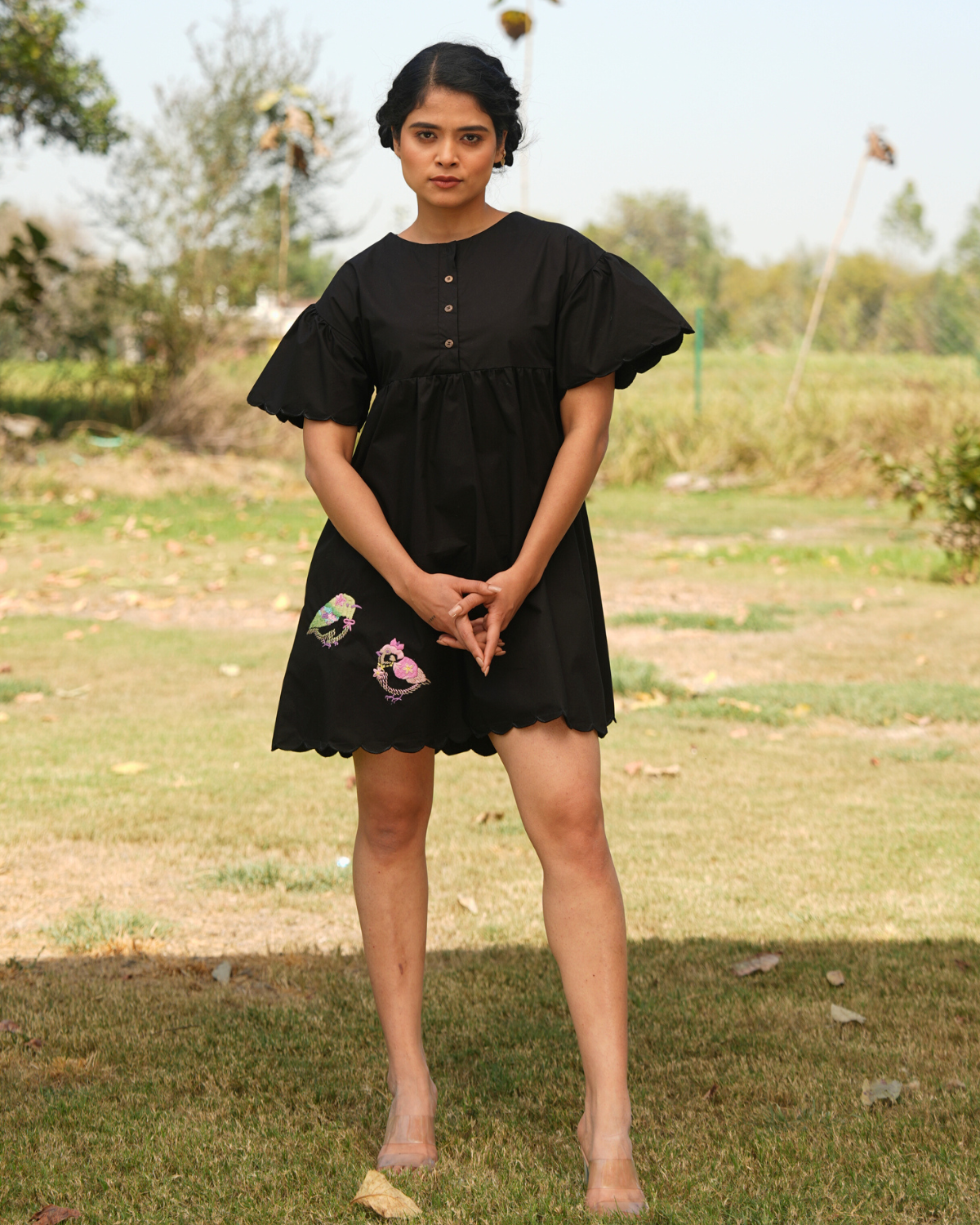 Mahiraa Hand-Embroidered Short Dress – hand-embroidered 100% cotton – RASRA MAI