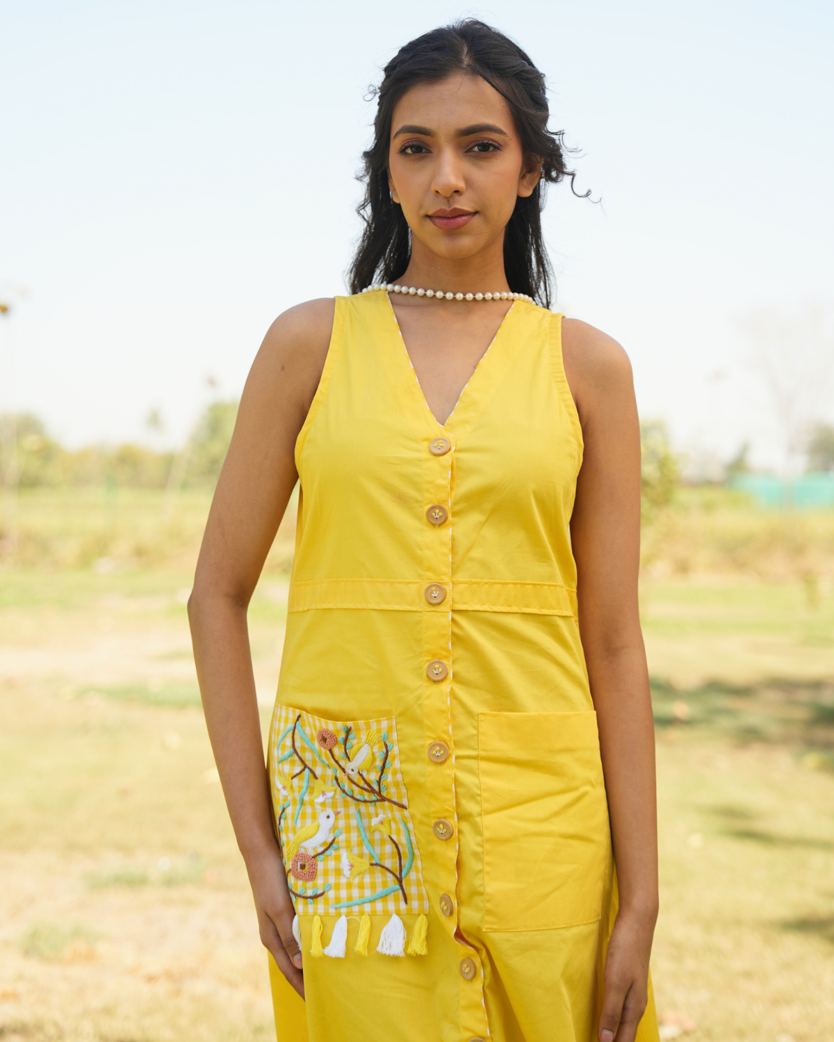 Divissha Hand-Embroidered Midi Dress – hand-embroidered 100% cotton – RASRA MAI