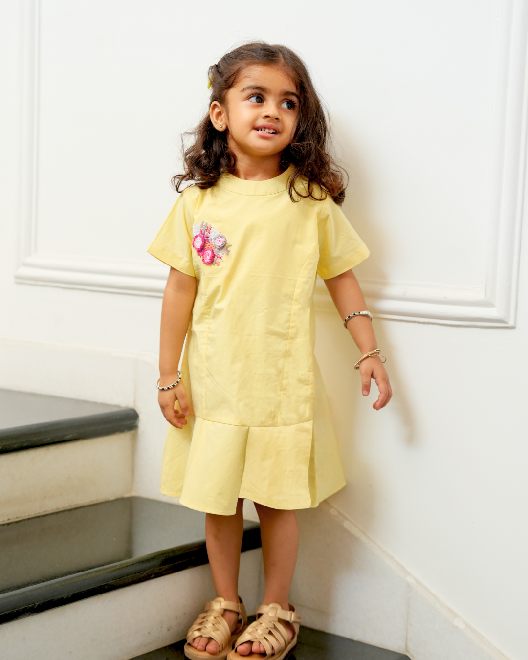 Lia Hand-Embroidered Dress – hand-embroidered 100% cotton – RASRA MAI