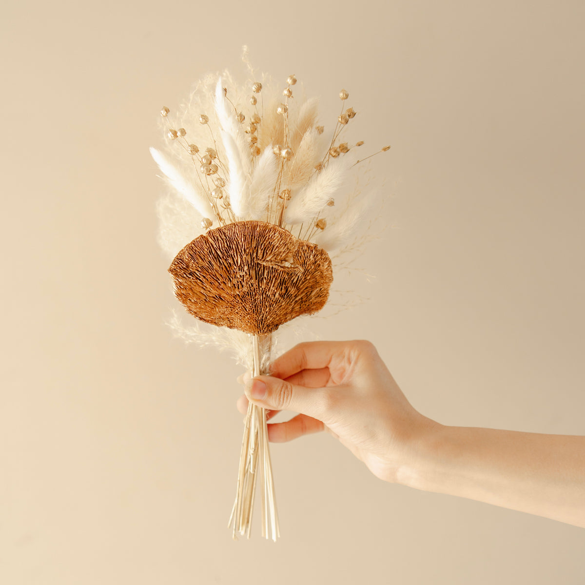 Tiny Timeless Dried Flower Bunch | Mini Vase Decor Flowers - https://artecasa.in/