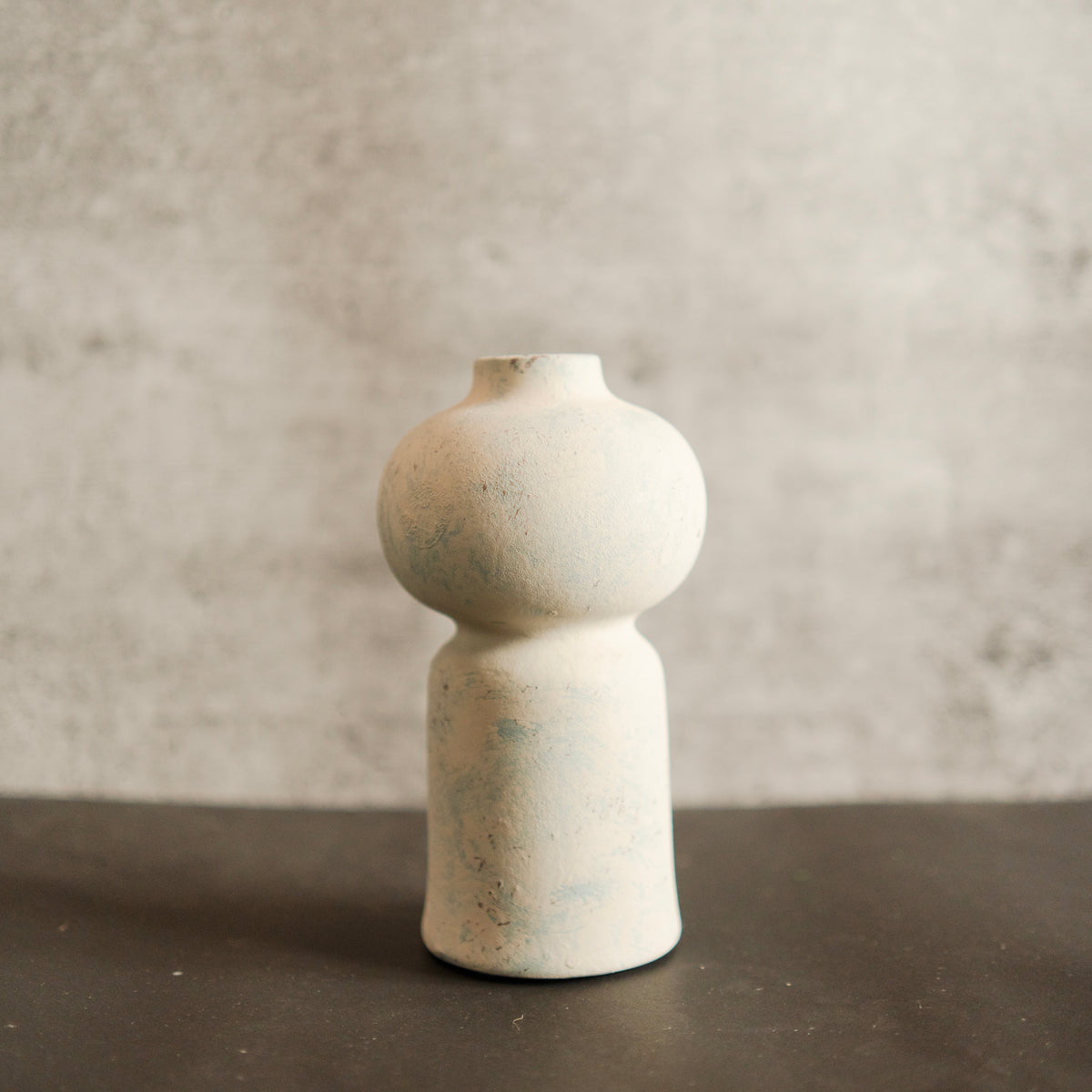 Aqua Heritage Porcelain Vase | Luxury Home Décor - https://artecasa.in/
