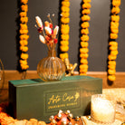 Dried blossom Delight gift box - https://artecasa.in/