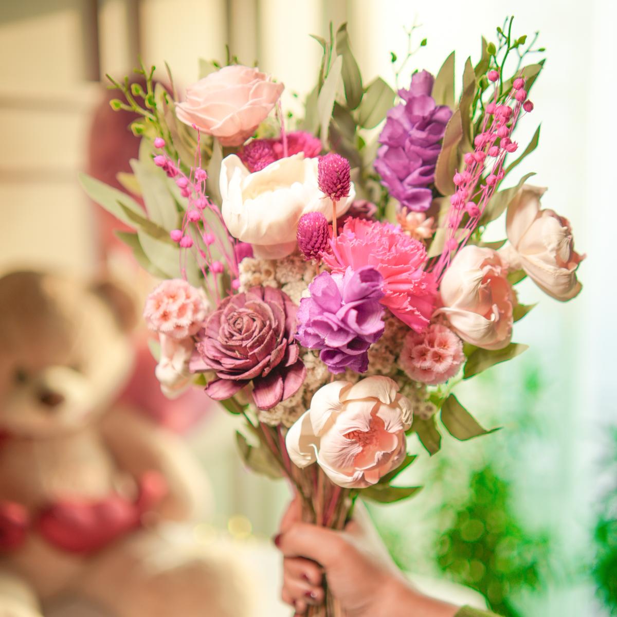Blush breeze bunch - https://artecasa.in/