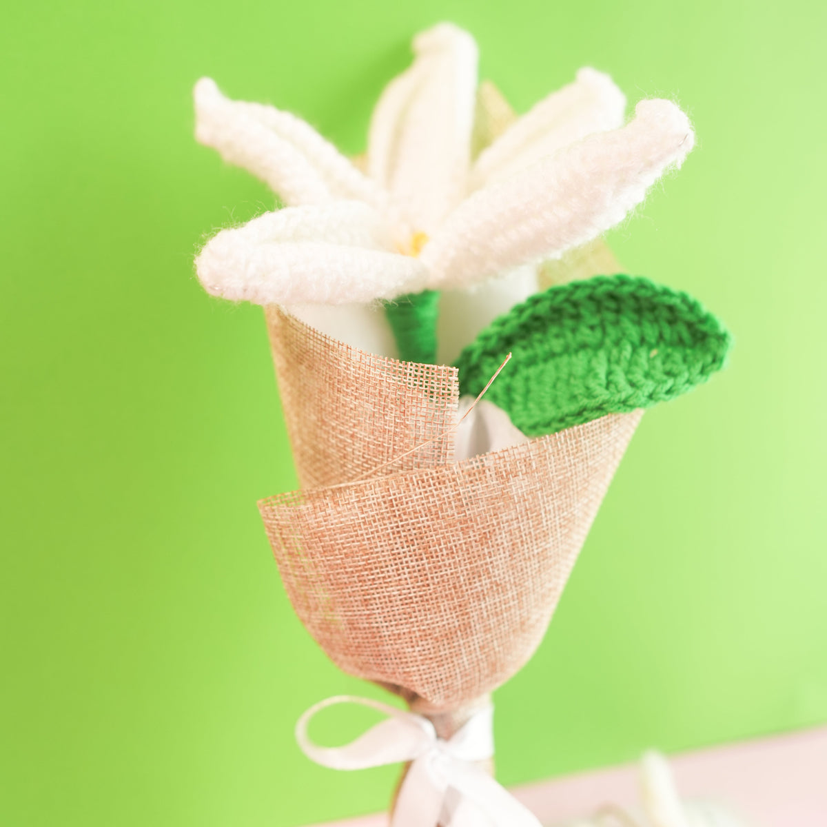 Handcrafted crochet lily Rakhi hamper (White) - https://artecasa.in/