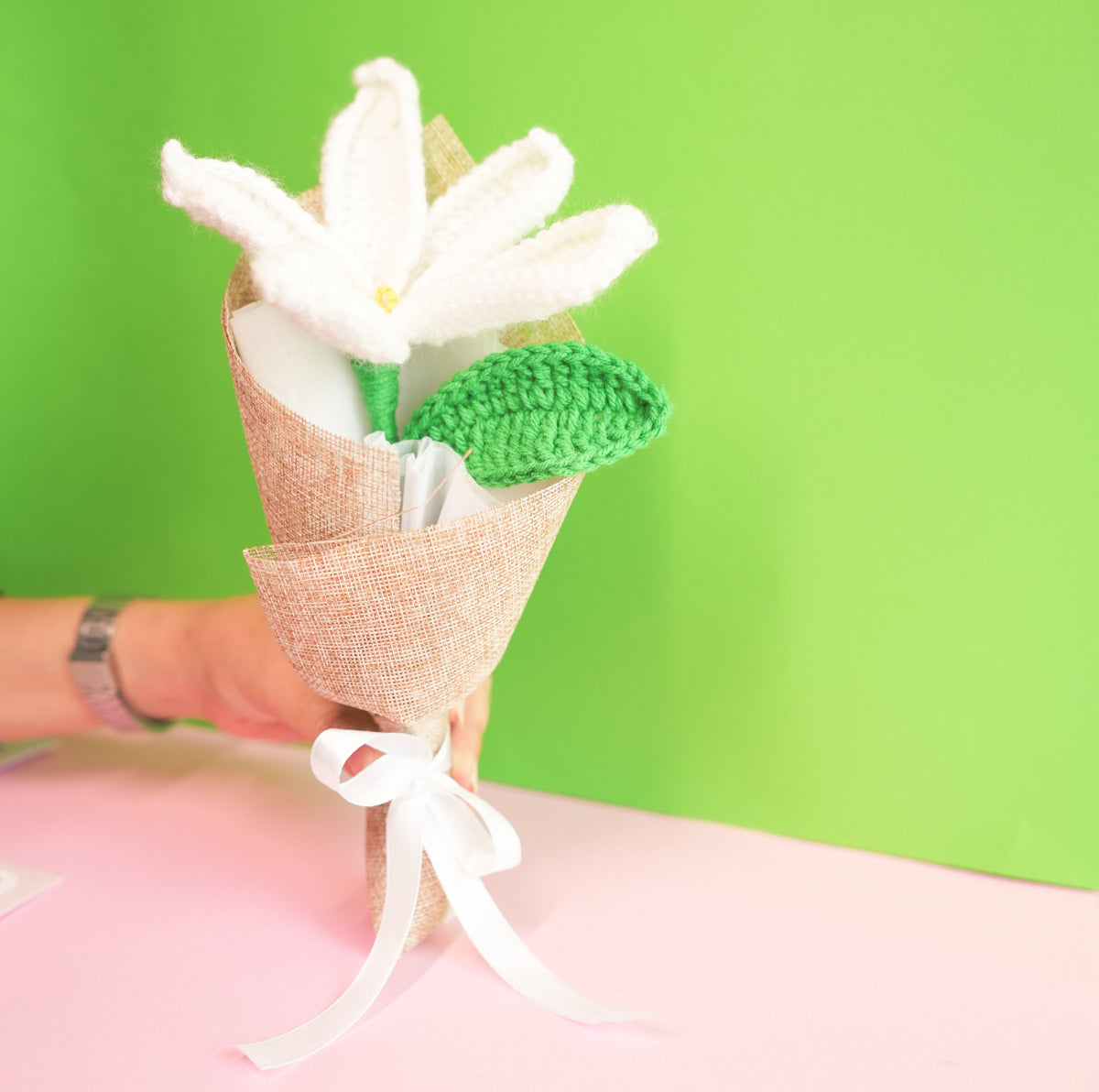 Handcrafted crochet lily Rakhi hamper (White) - https://artecasa.in/