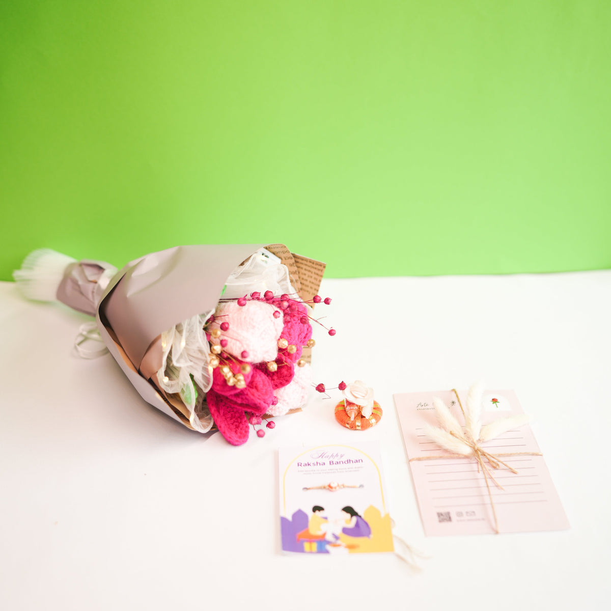 Pretty Pansy Bouquet Rakhi hamper - https://artecasa.in/