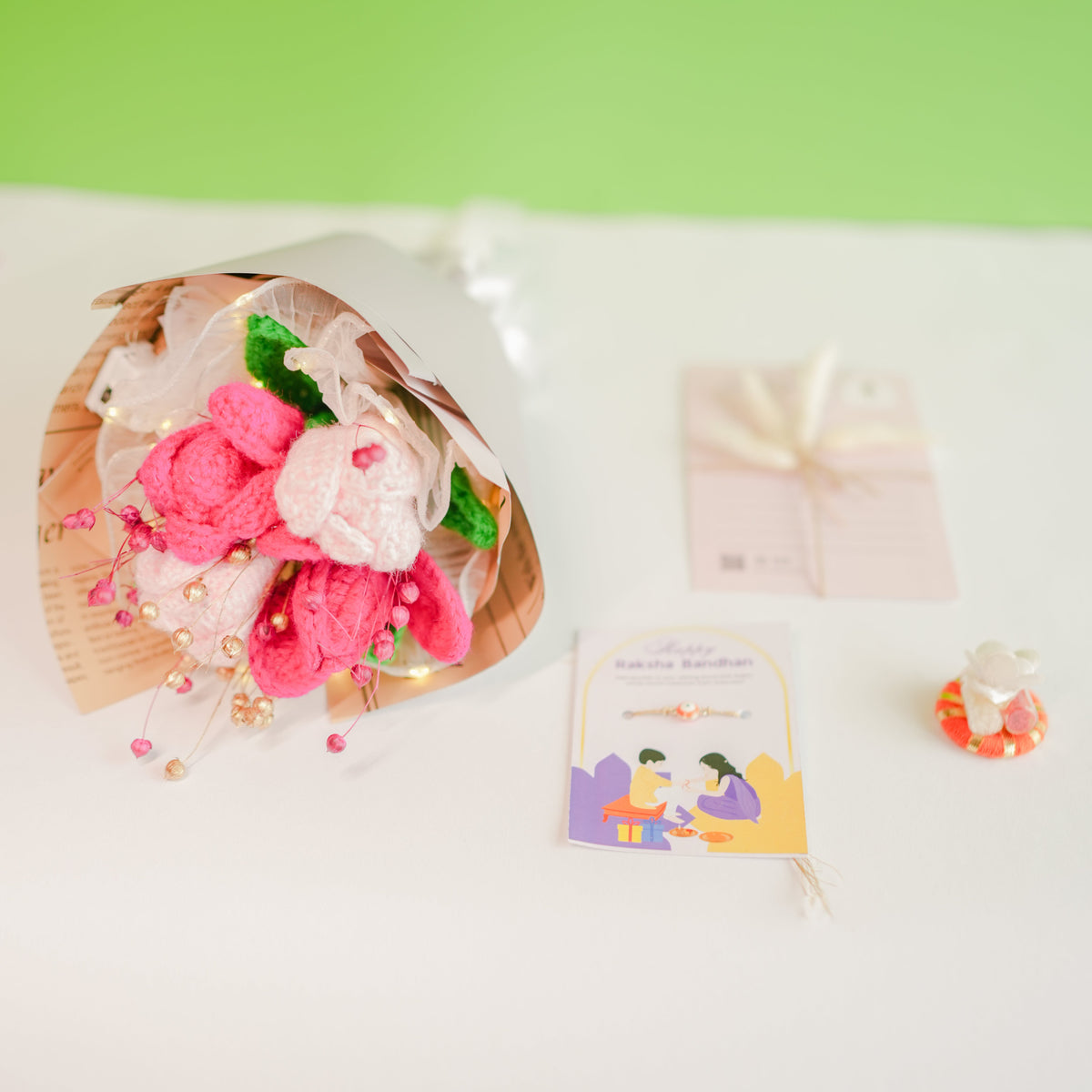 Pretty Pansy Bouquet Rakhi hamper - https://artecasa.in/