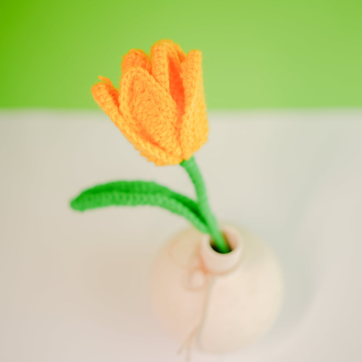 onion vase with yellow crochet tulip - https://artecasa.in/